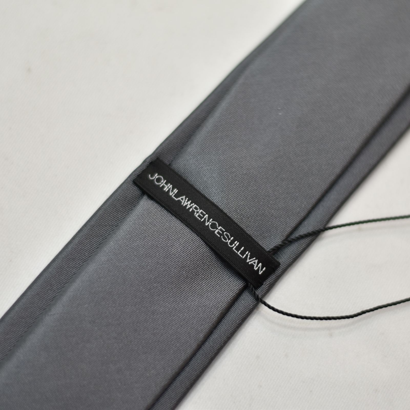 SILK NECK TIE"