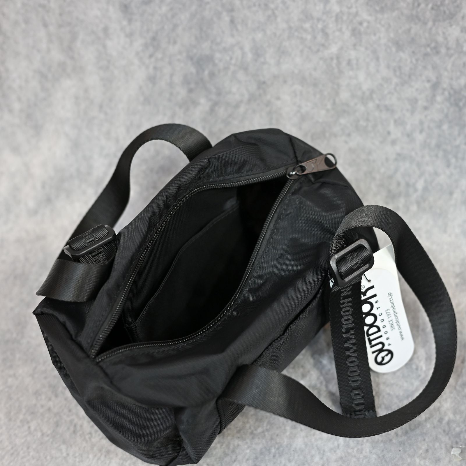 × OUTDOOR PRODUCTS MINI BARREL BAG （BLACK）｜2252-AC06