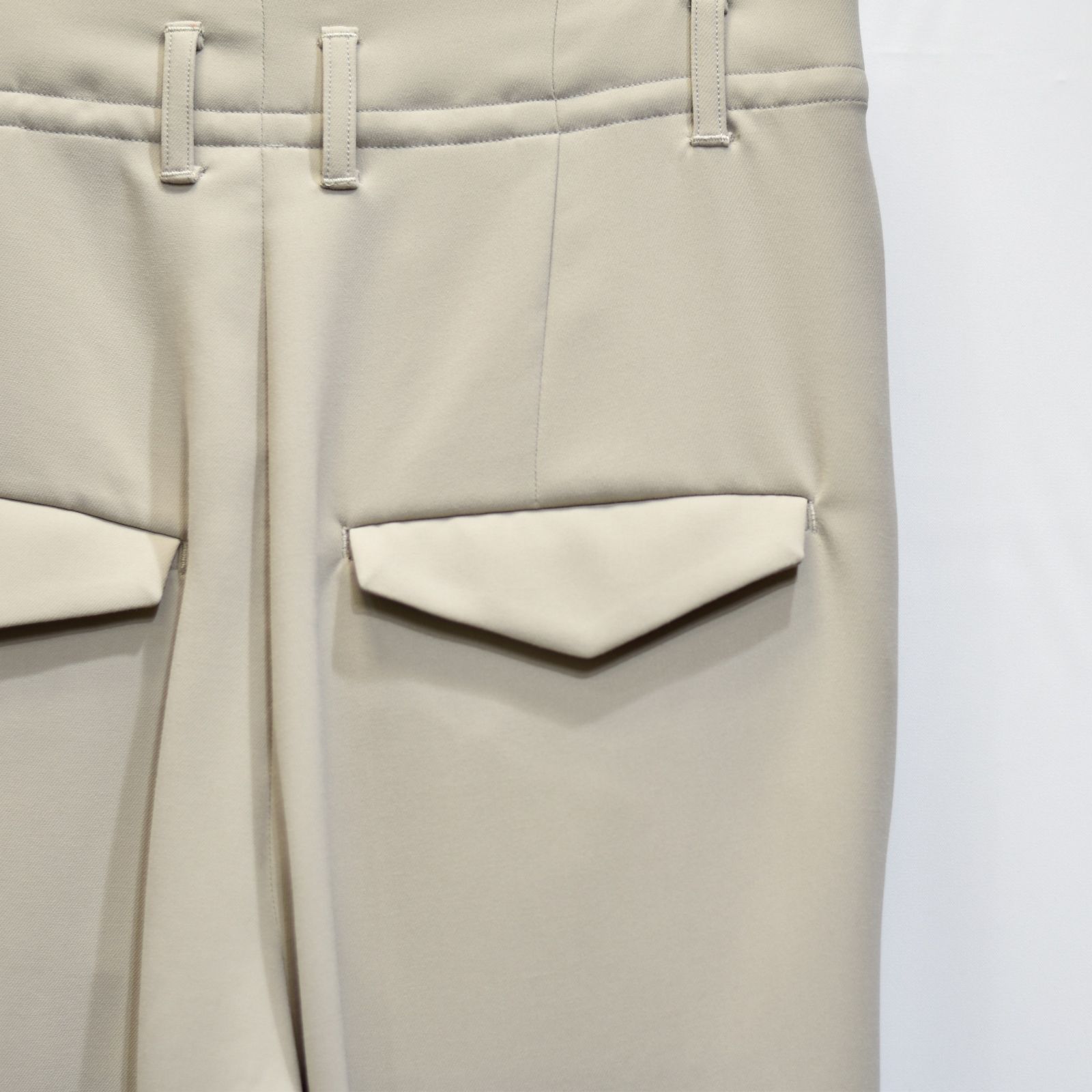 ハイウエストワイドパンツ / LB22SS-PT03-DT (BISCUIT)