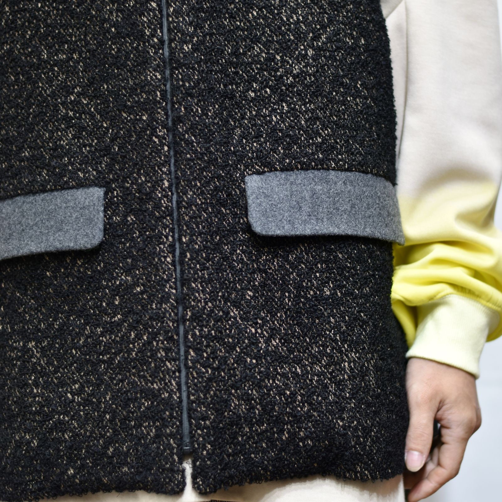 フードベスト / LB22AW-VE01-LYS (BLACK and TAN)