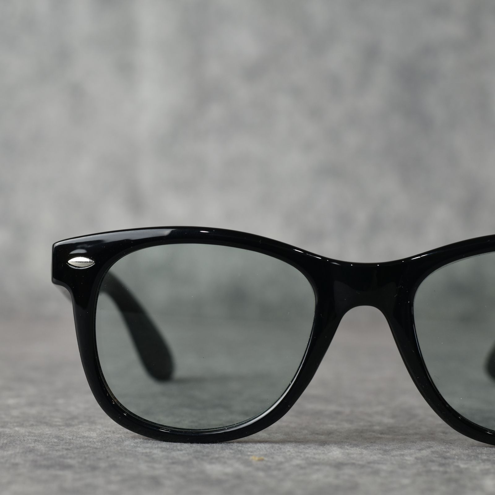 CUTRATE LOGO GLASSES (GREEN) / カットレイト ロゴ サングラス