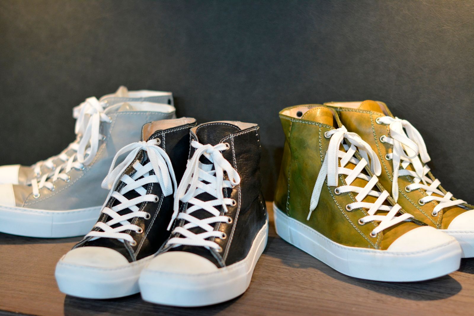 incarnation - HORSE LEATHER HI-CUT SNEAKER | chord online store