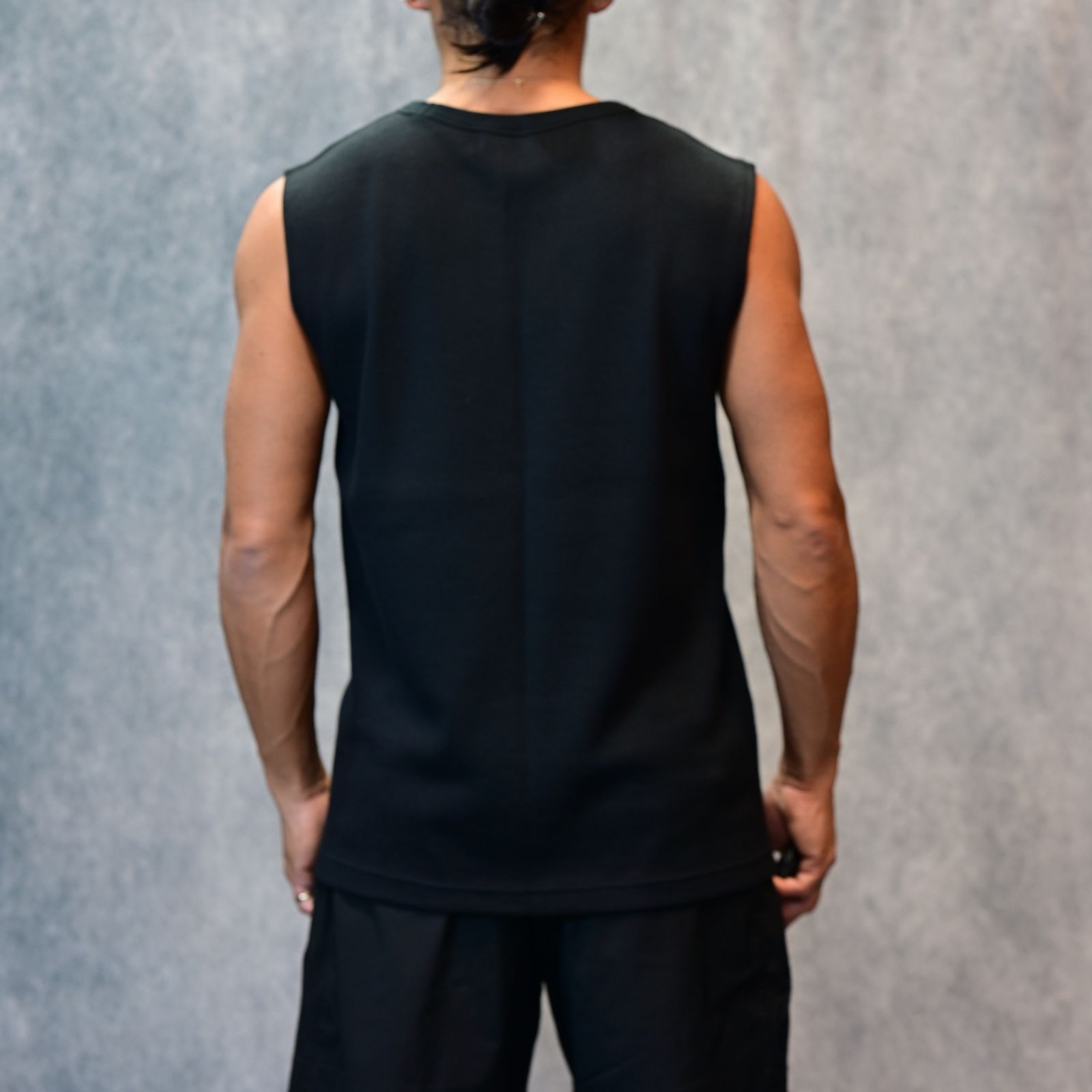 Roundneck Nosleeve Rib T-SH （BLK） / リブ ノースリーブ （ブラック） STC-402