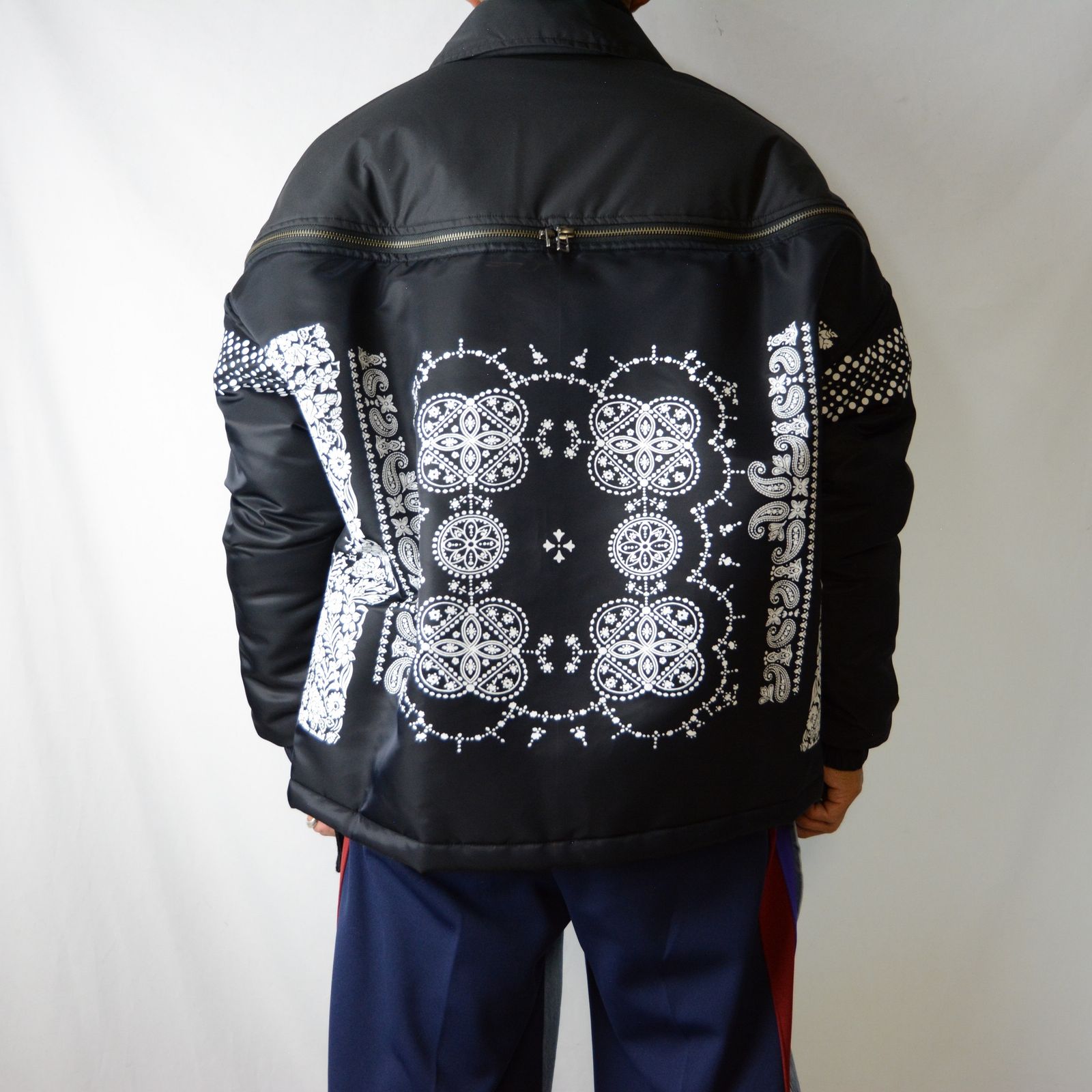 FACETASM - ORIGINAL BANDANA PRINT PADDED JAKET （BLACK