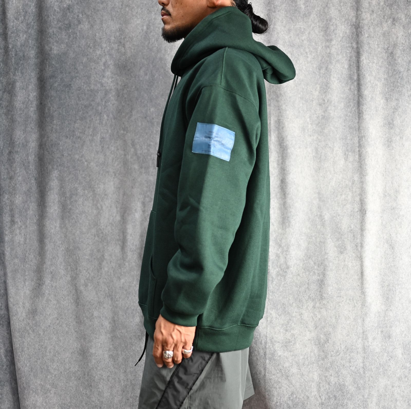 HOODED SWEATSHIRT （D.KHAKI） / フーディー スウェット （ダークカーキ）