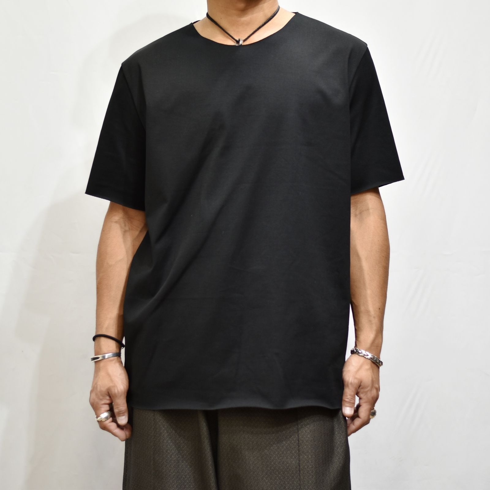 kujaku - sumire pullover ver. short sleeve (black) | chord online store