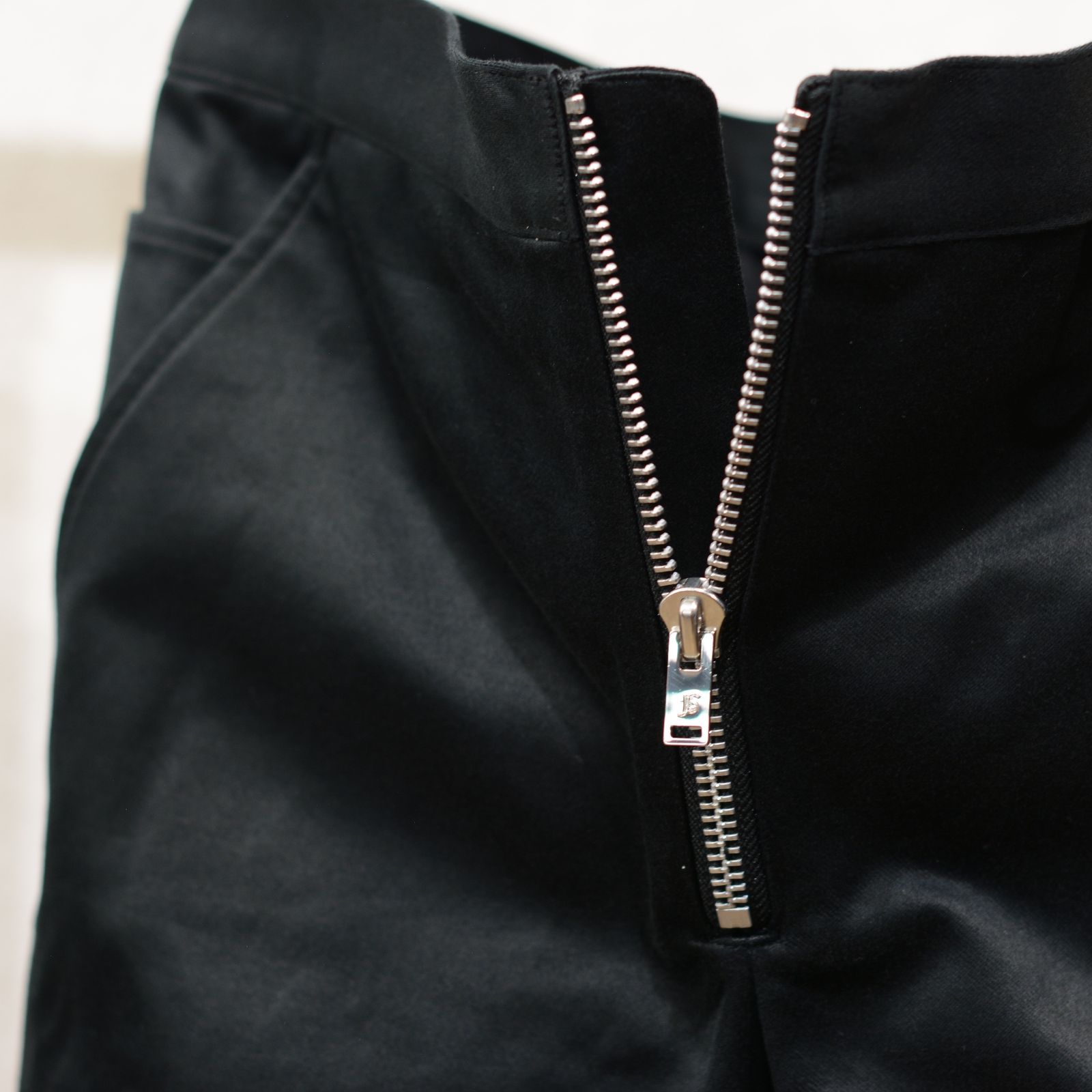 Cotton satin biker pants