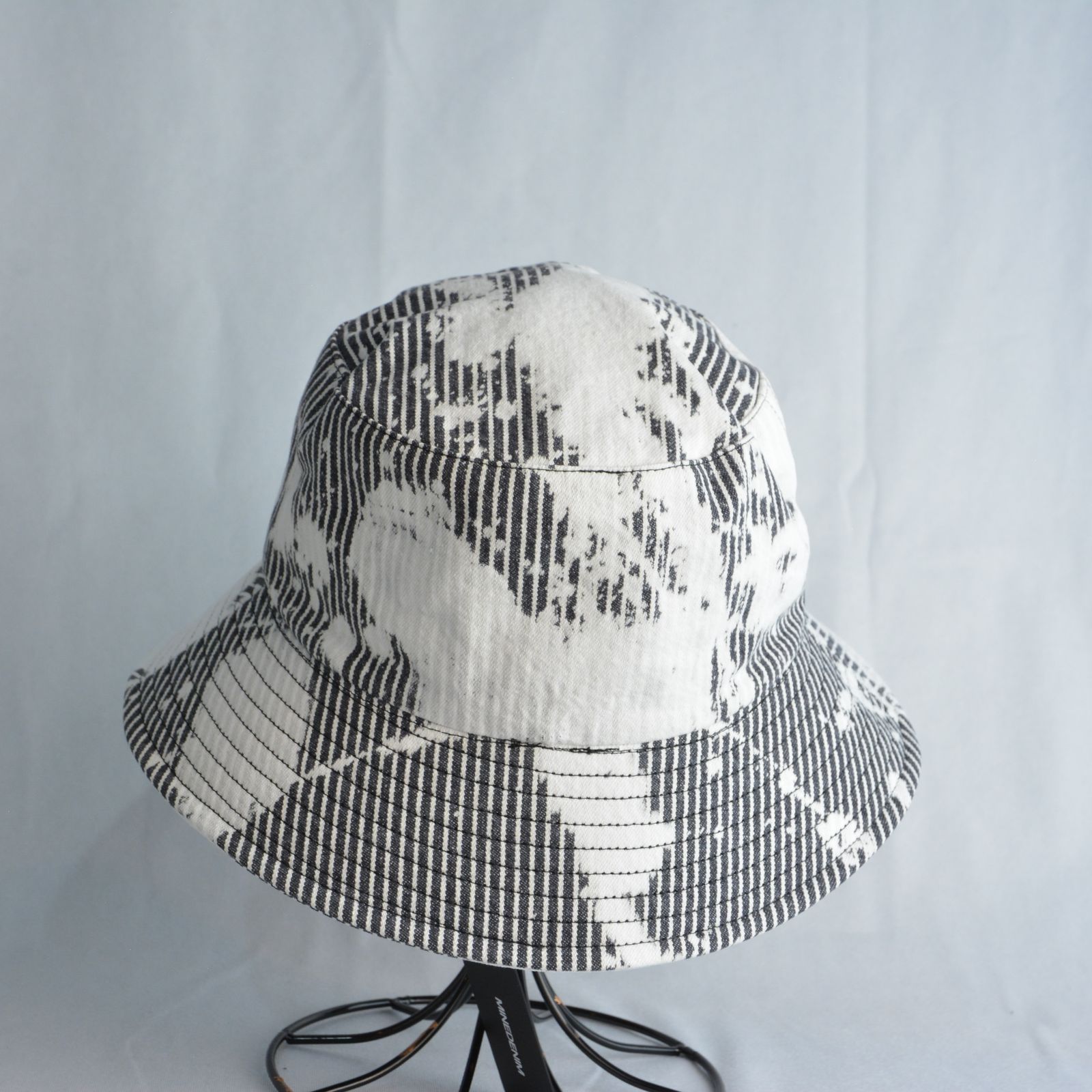 Hickory Bleachout Bucket HAT （BUS） / ヒッコリー バケットハット （ブラック）