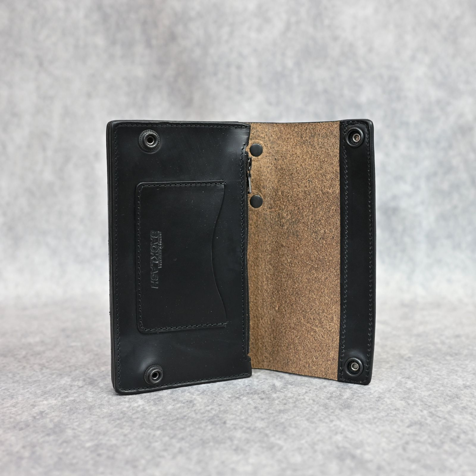 ホーウィンクロムエクセル ラージ トラッカーウォレット （BLACK）｜894-04