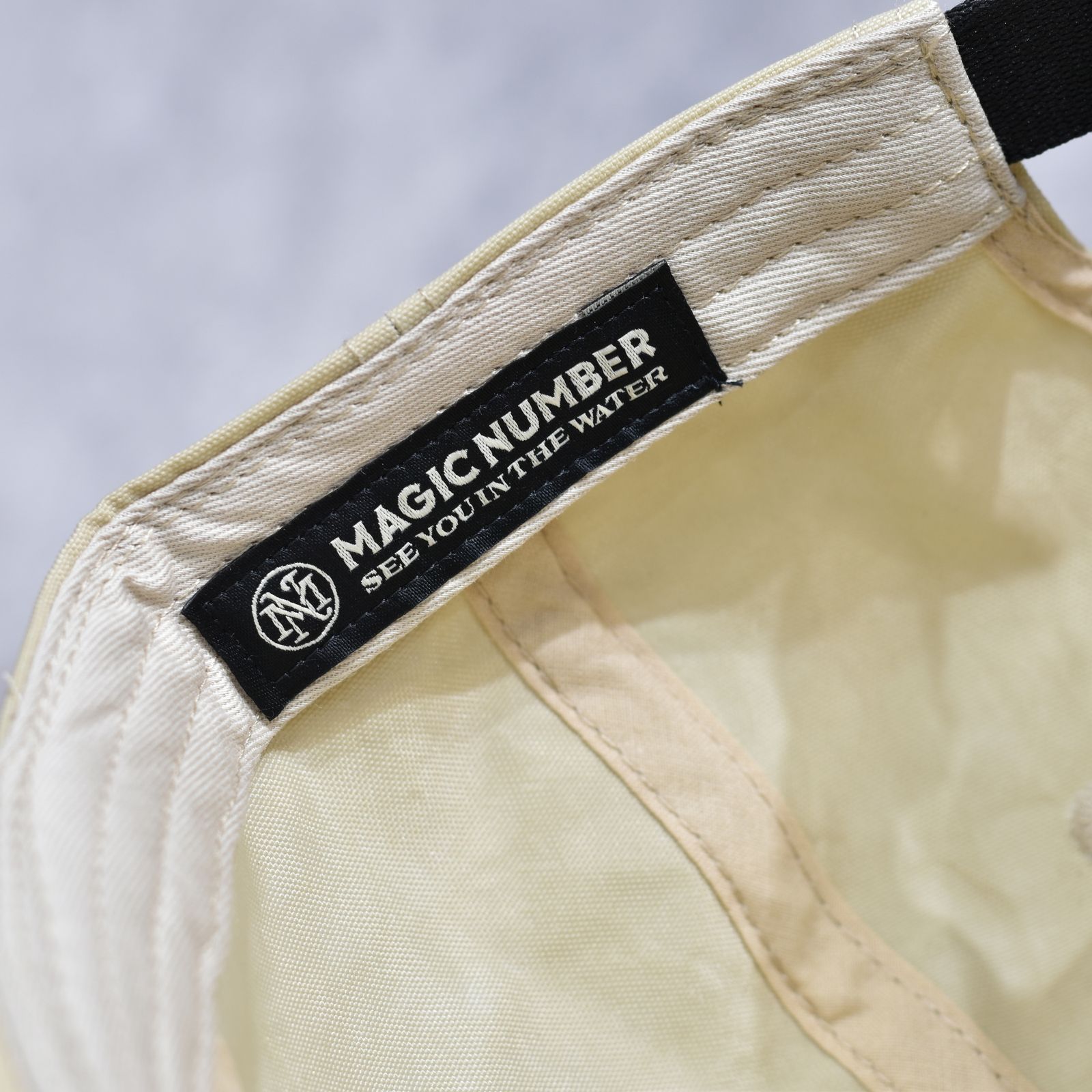 × MAGIC NUMBER RWMN CAP （BEIGE）｜× マジック ナンバー キャップ｜RW26S0730