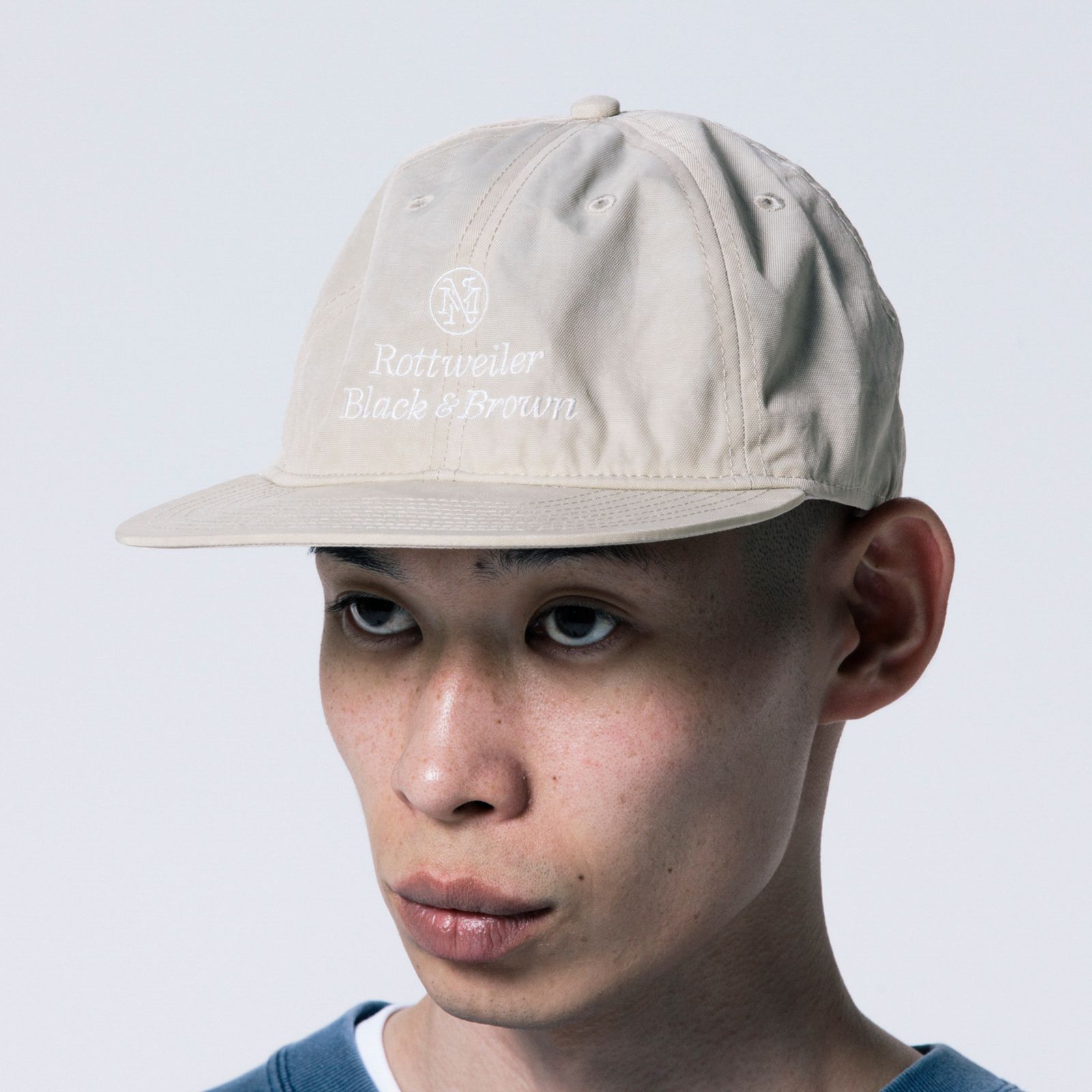 予約商品｜× MASIC NUMBER RWMN CAP （BEIGE）｜× マジック ナンバー キャップ｜入荷：2026年4月予定