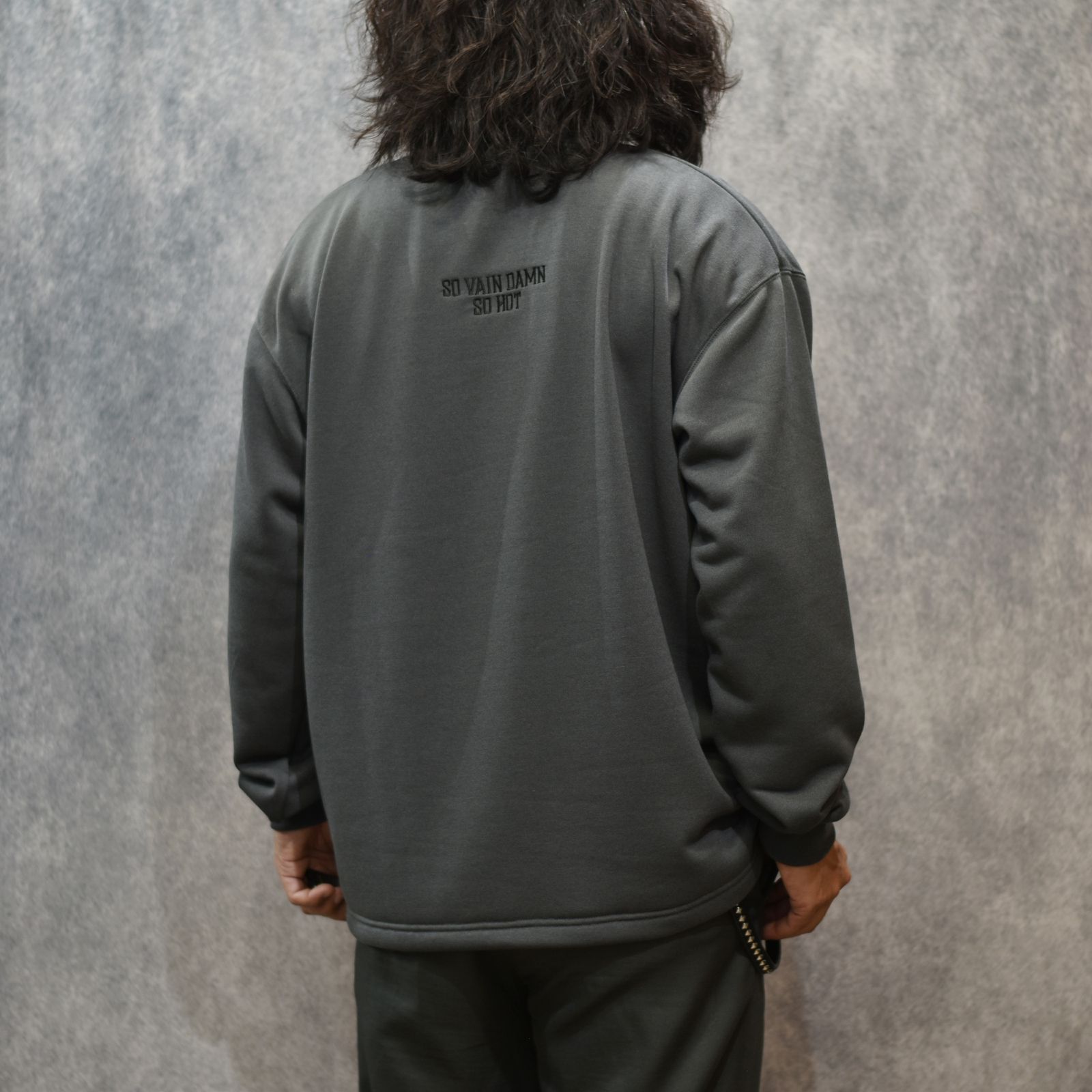 AEROKNOT® CALEE NATINAL LOGO DROP L/S TEE (CHARCOAL)｜機能素材 エアロノット ロングスリーブ Tシャツ｜CL-25AW004