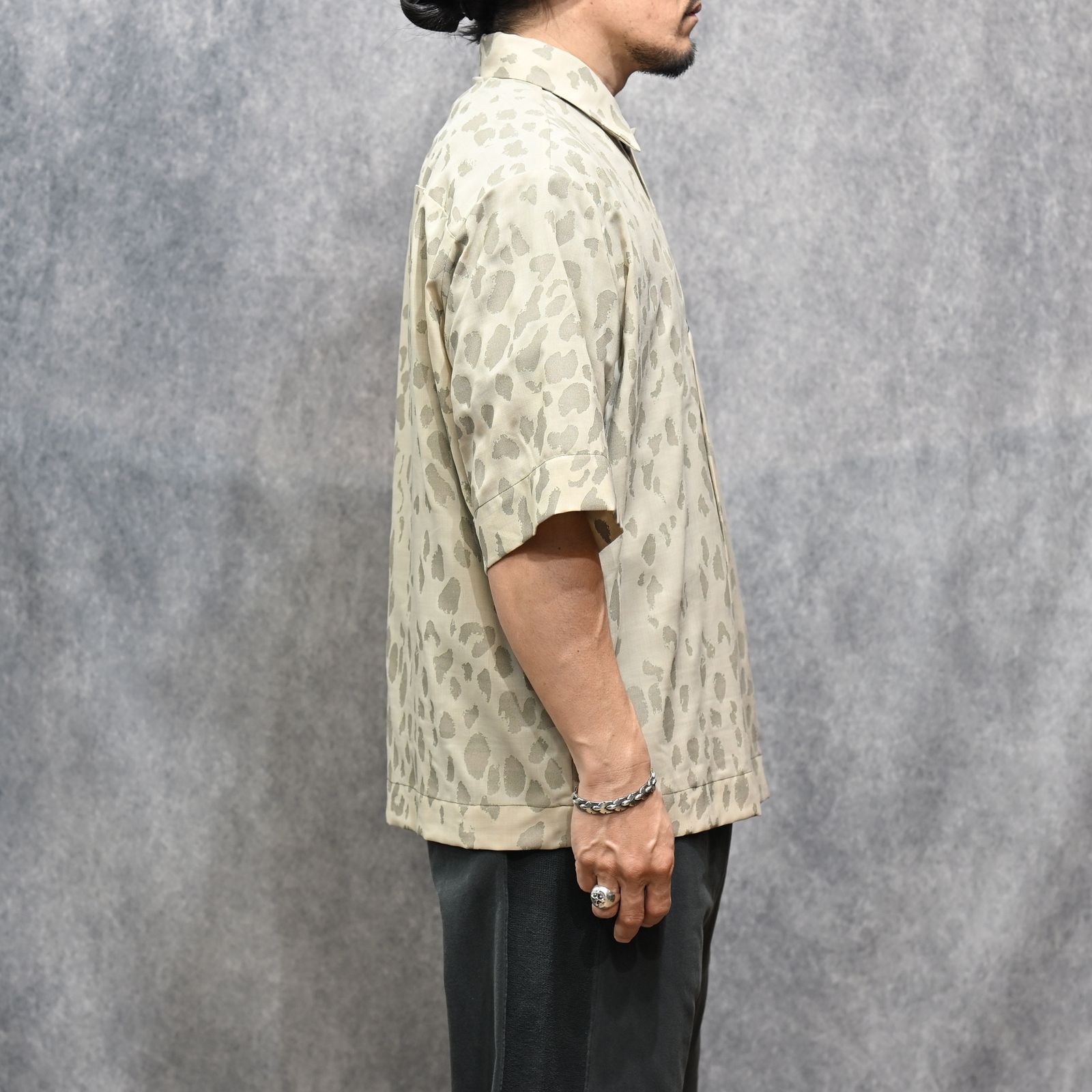 HALF SLEEVE SHIRT （BEIGE / ベージュ）｜半袖シャツ レオパード柄｜2261-SH53-018