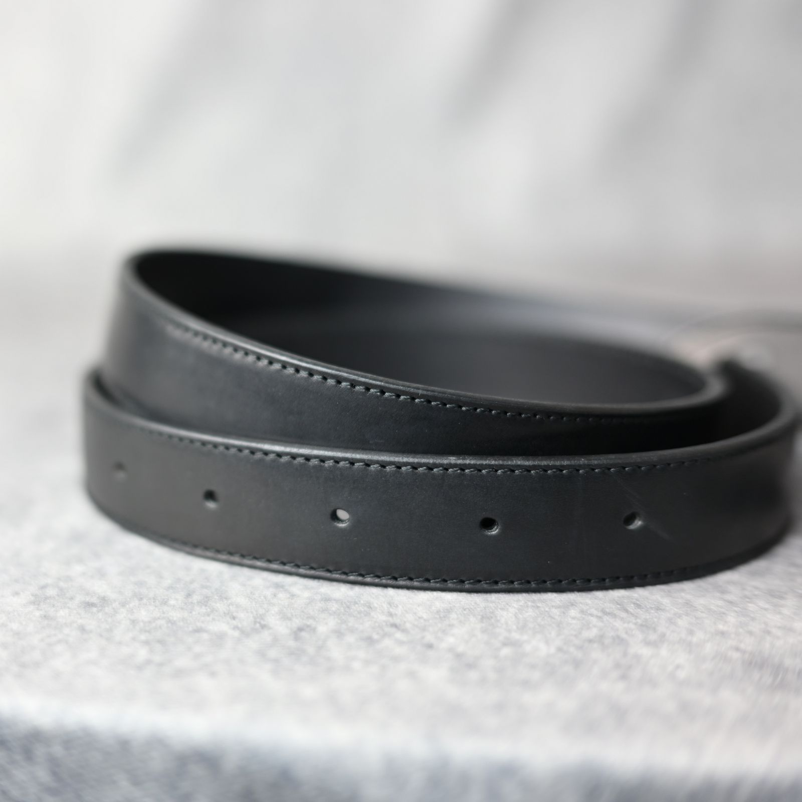 グイディ guidi ナローベルト　ブラック NARROW BELT BISON FULL GRAIN | GUIDI(グイディ
