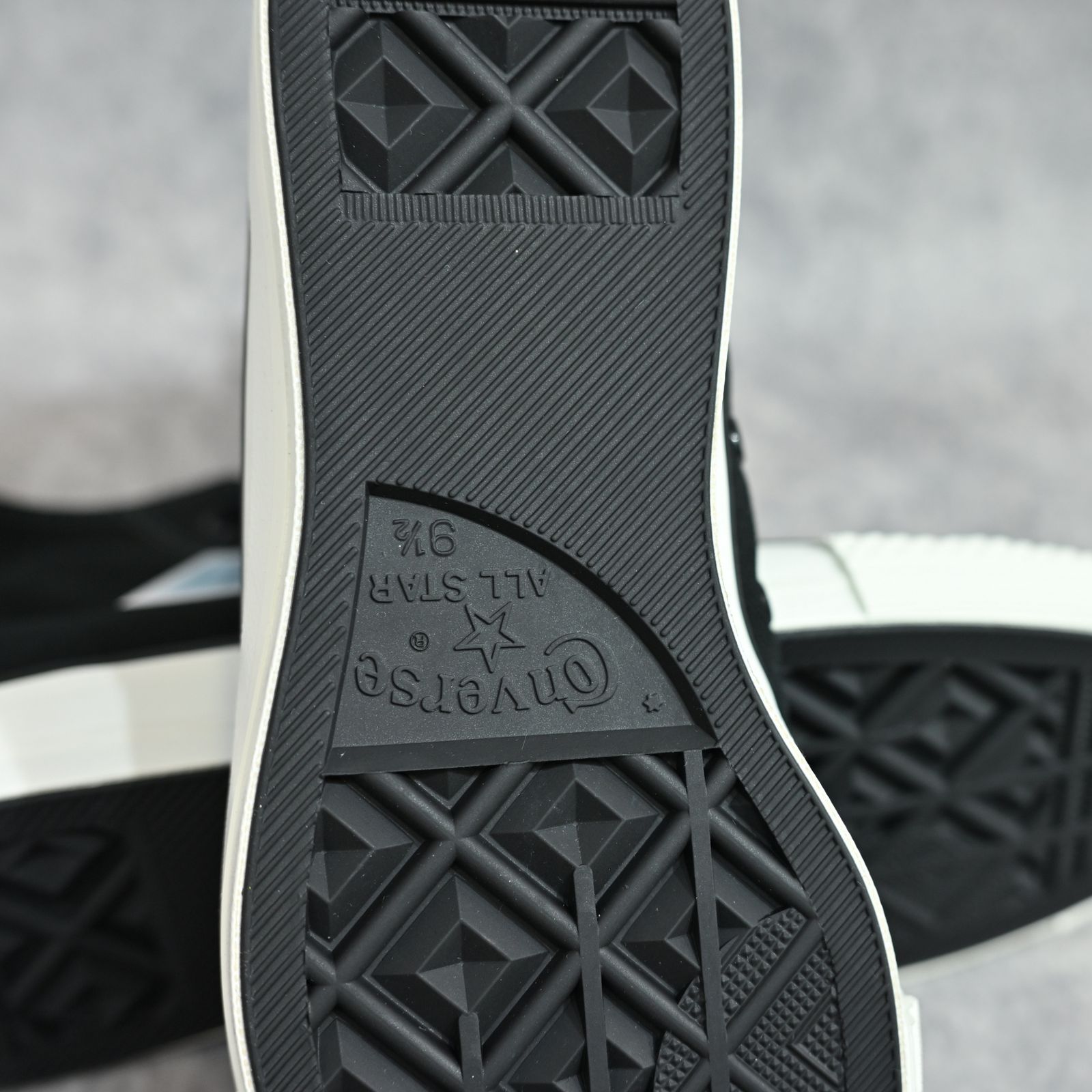 × CONVERSE AS J HI/MD 10 （BLACK） コンバース スニーカー （ブラック）｜313190000