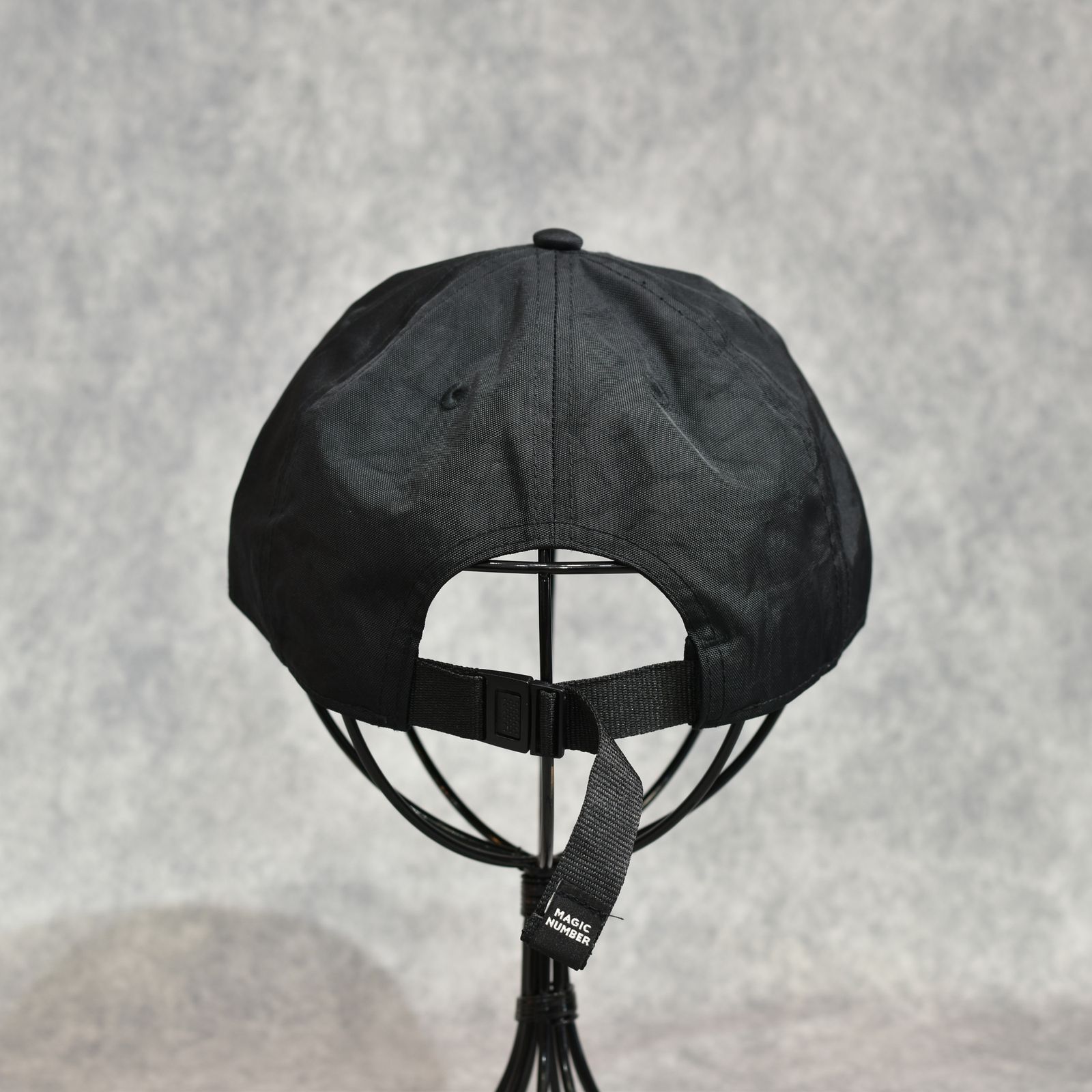 × MAGIC NUMBER RWMN CAP （BLACK）｜× マジック ナンバー キャップ｜RW26S0730