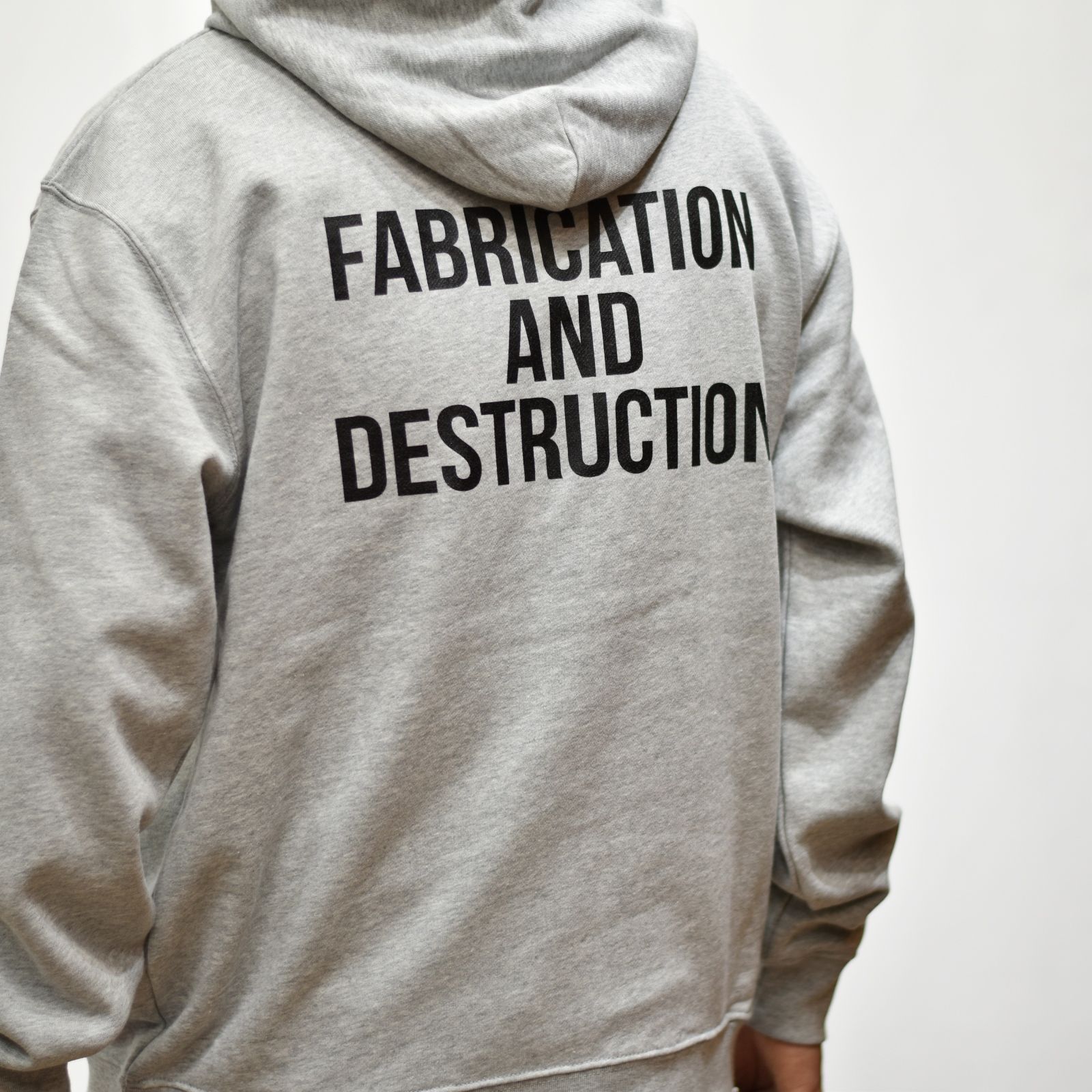 CUTRATE LOGO L/S PULLOVER PARKA  (GRAY)