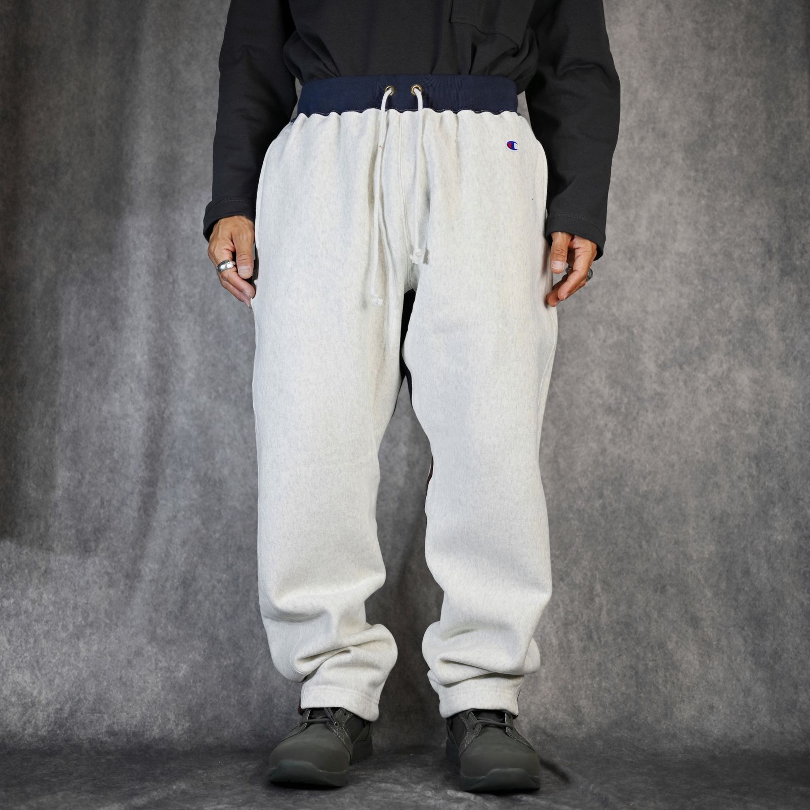 N.HOOLYWOOD - × Champion TRACK PANTS (OATMULE) - チャンピオン リバースウィーブ スウェットパンツ  （オートミュール） /C8-A212 | chord online store