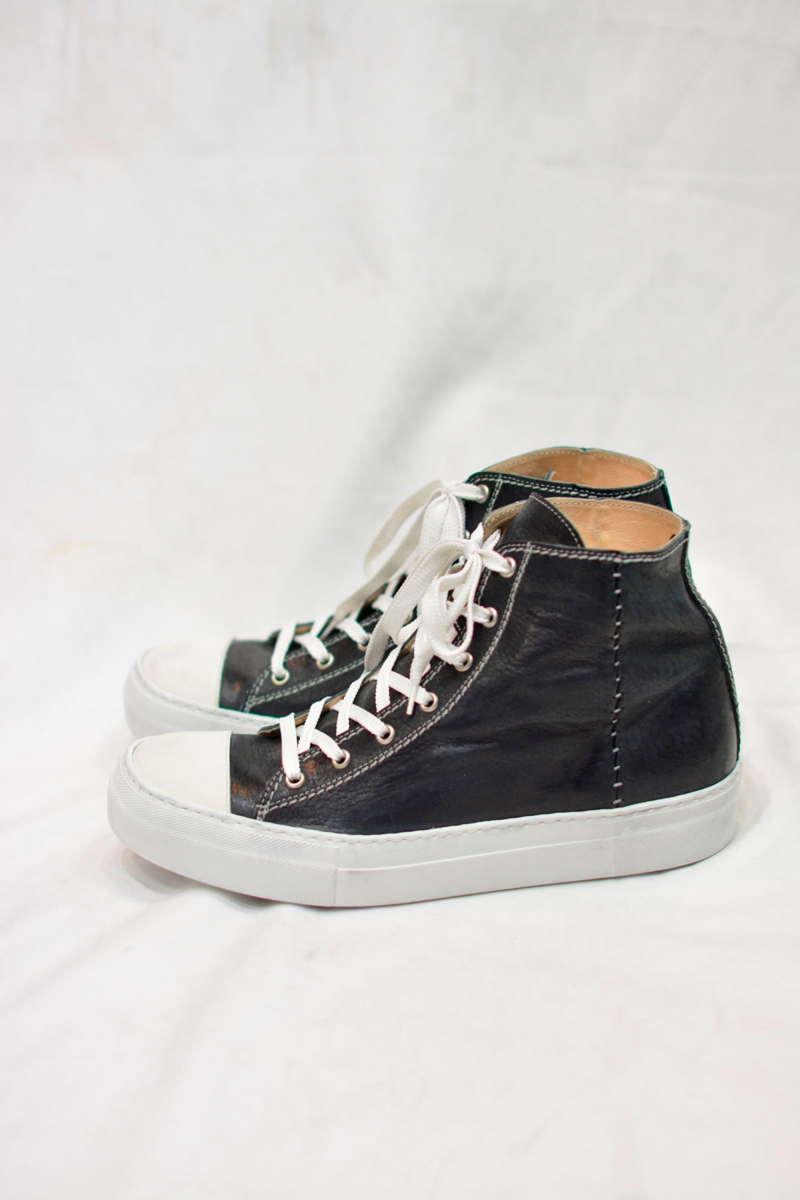 HORSE LEATHER HI-CUT SNEAKER