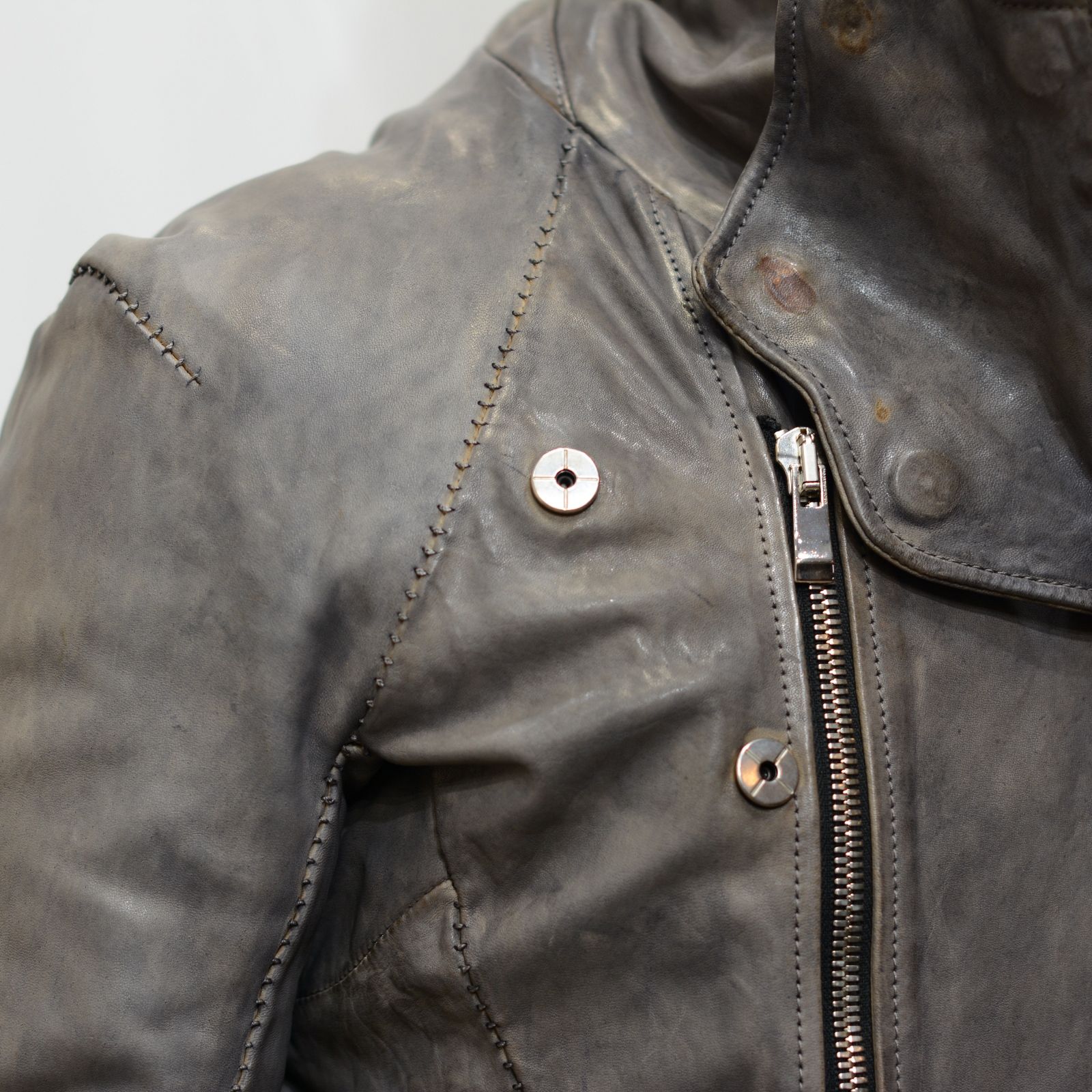 HORSE LEATHER DOUBLE BREAST MOTO DARTS SHOULDER BLOUSON LINED JB-3
