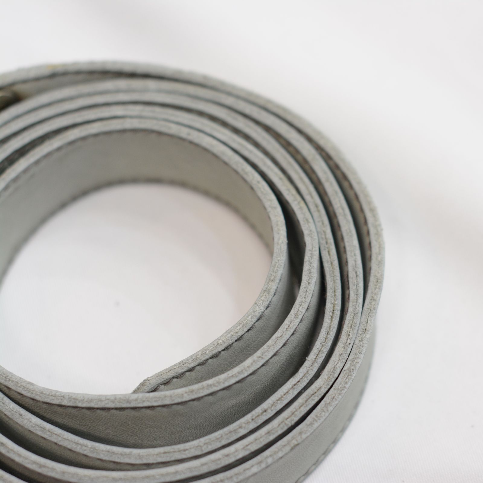 HORSE WHITE LEATHER BELT D-RING