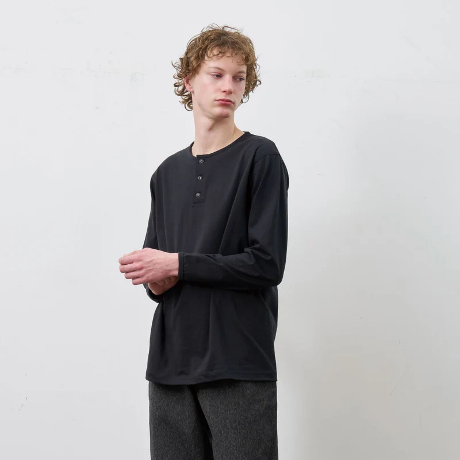 HENLEY NECK L/S TEE （BLACK）｜ ヘンリーネック ロングスリーブ （ブラック） 602-261-15
