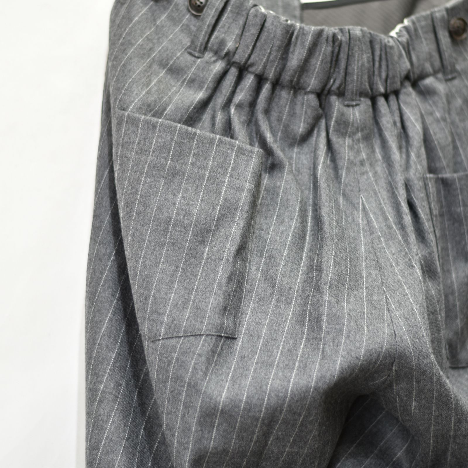 ポケットタックワイドパンツ / LB23AW-PT05-GST (GRAY STRIPE)