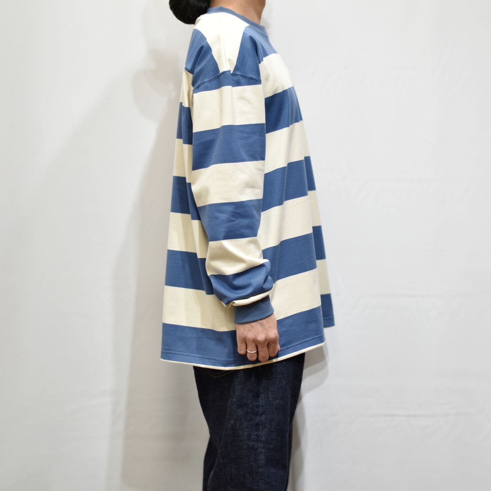 DROP SHOULDER WIDE PITCH L/S T‐SHIRT (WHITE/BLUE)