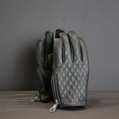 カウステアー キルティング ショートグローブ （BLACK / ブラック）