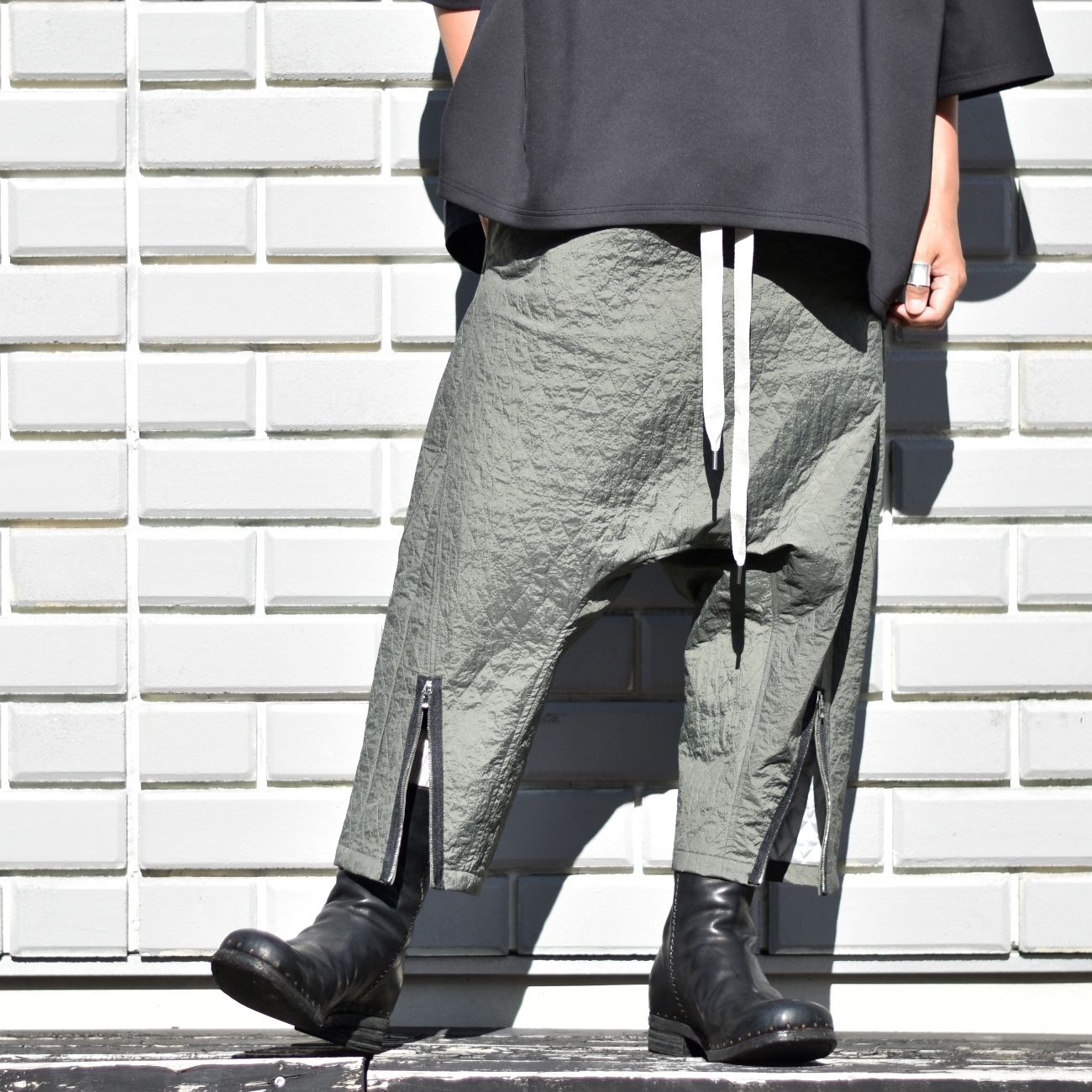 quilting passive pants (KHAKI GRAY) / キルティング パッシブ パンツ