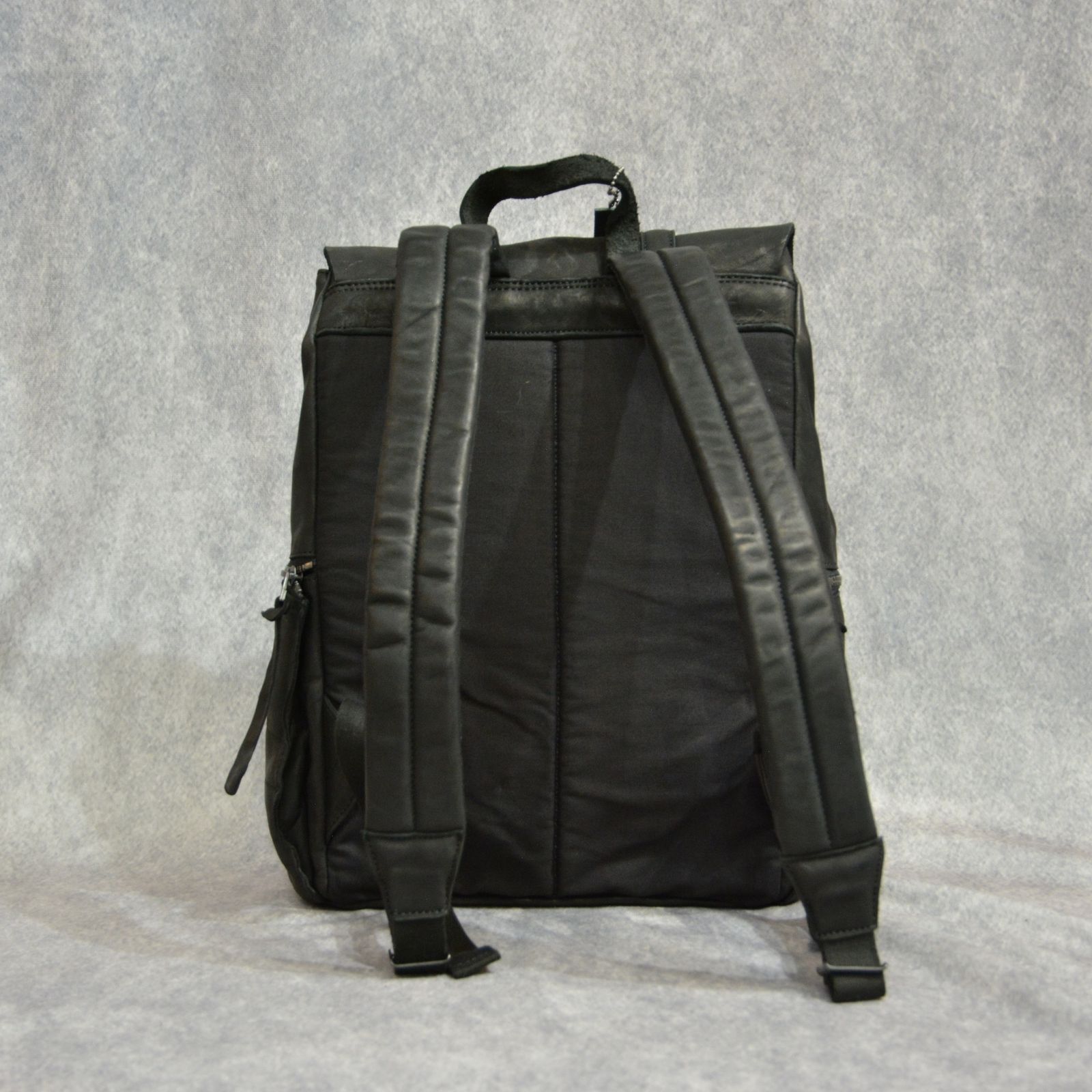 ジャパン ダブルショルダー フルタンニン製品染め ミリタリーバッグ （BLACK） 92-33