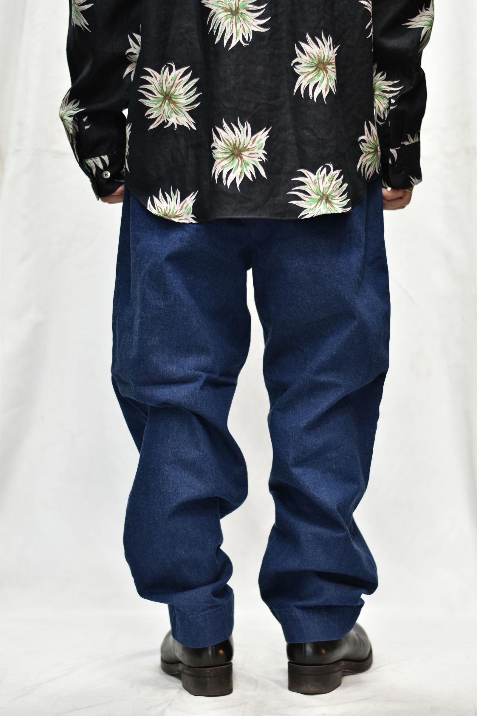 TAPERED WIDE DENIM CHINO PANTS (INDIGO BLUE)