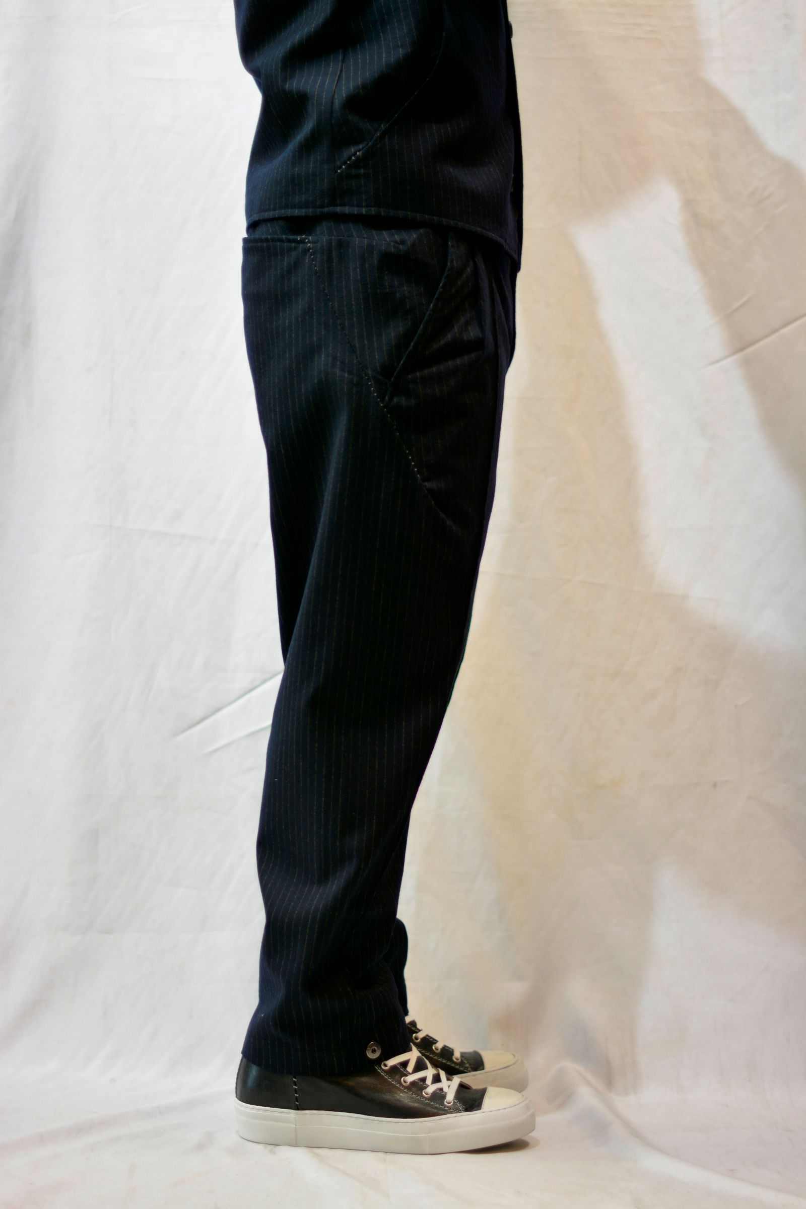 PANTS WIDE WITH BUTTONS"