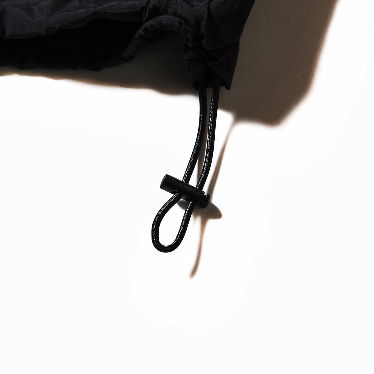 CUTRATE LOGO C/N REFLECTOR TRACK TYPE JACKET (BLACK)