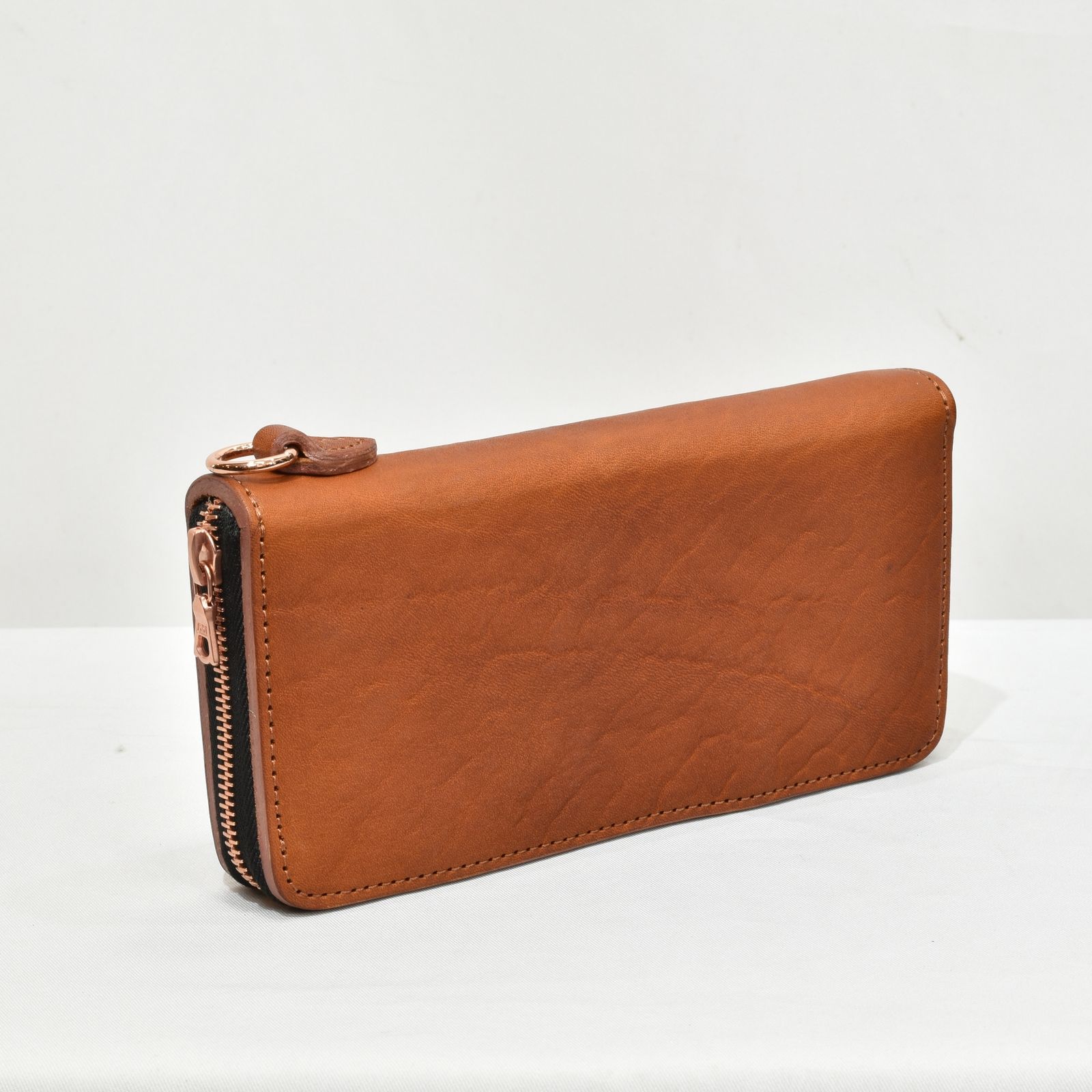 ダブルショルダー製品染め ラウンド財布 （BROWN）