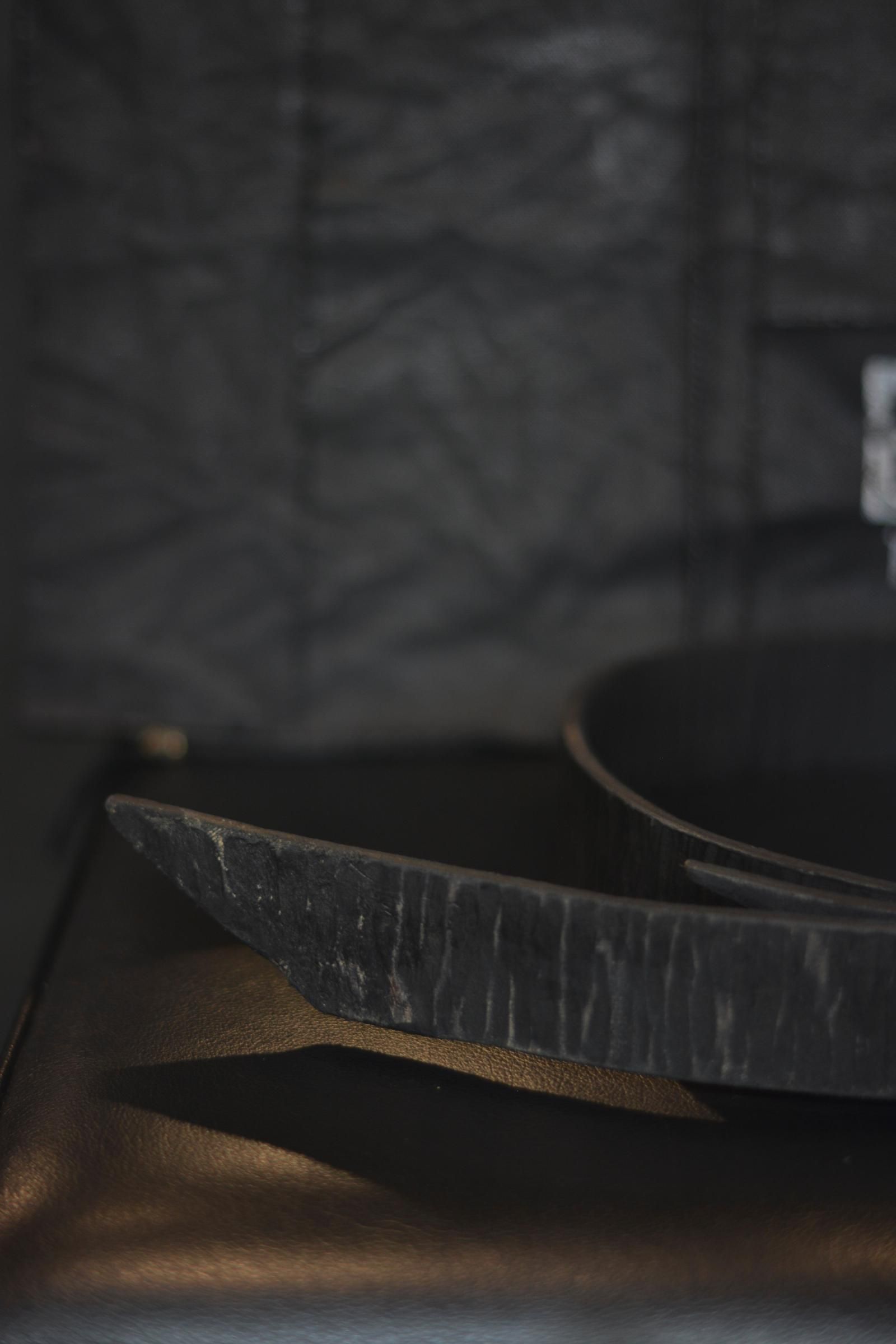 "HANDGRAVING LEATHER BELT"