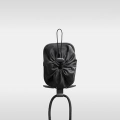 【ラスト1点】デタッチャブルストラップ付iPhoneアクセサリー ナイロンパース (ブラック)