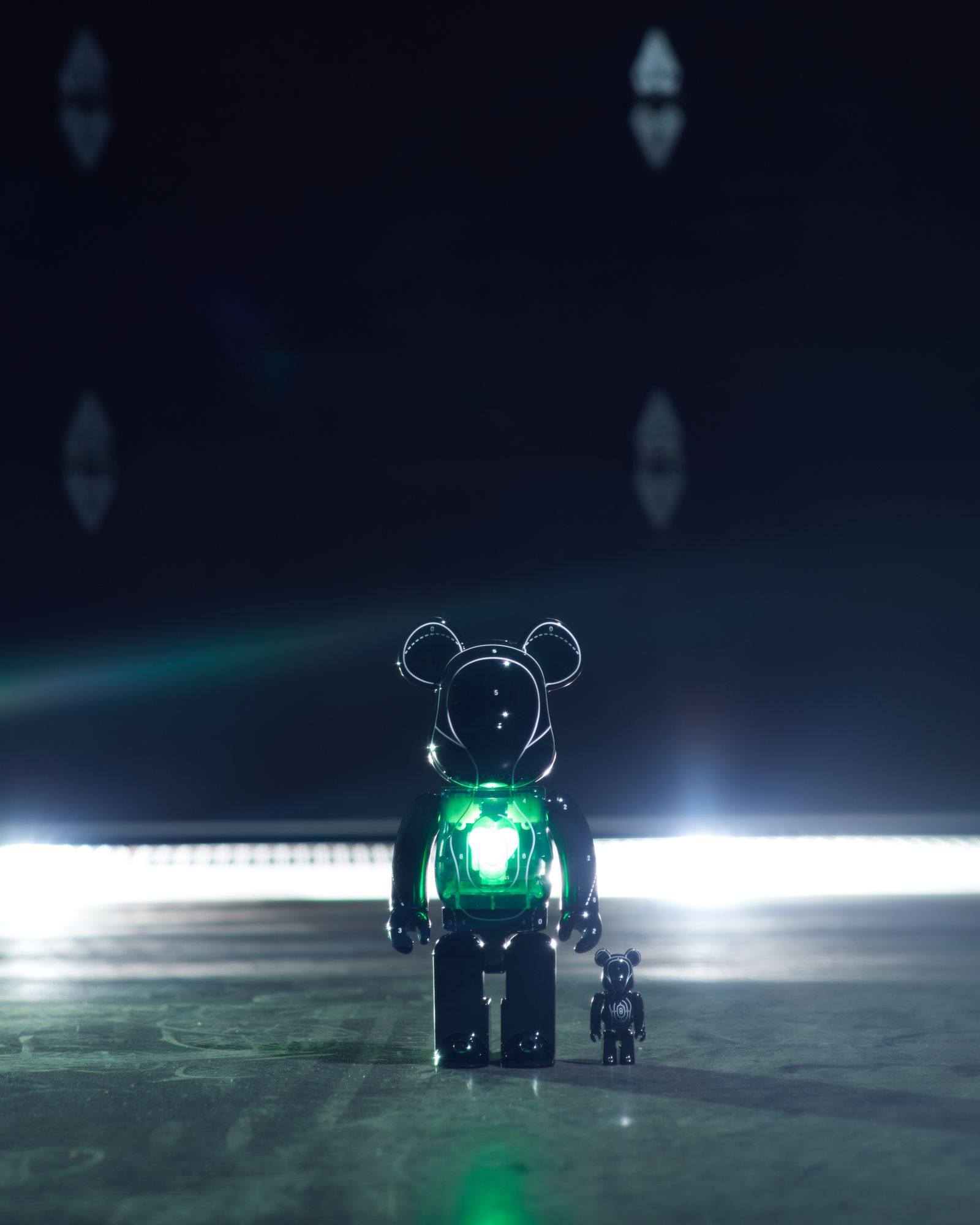 Emotionally Unavailable X Neighborhood Bearbrick 400% +100