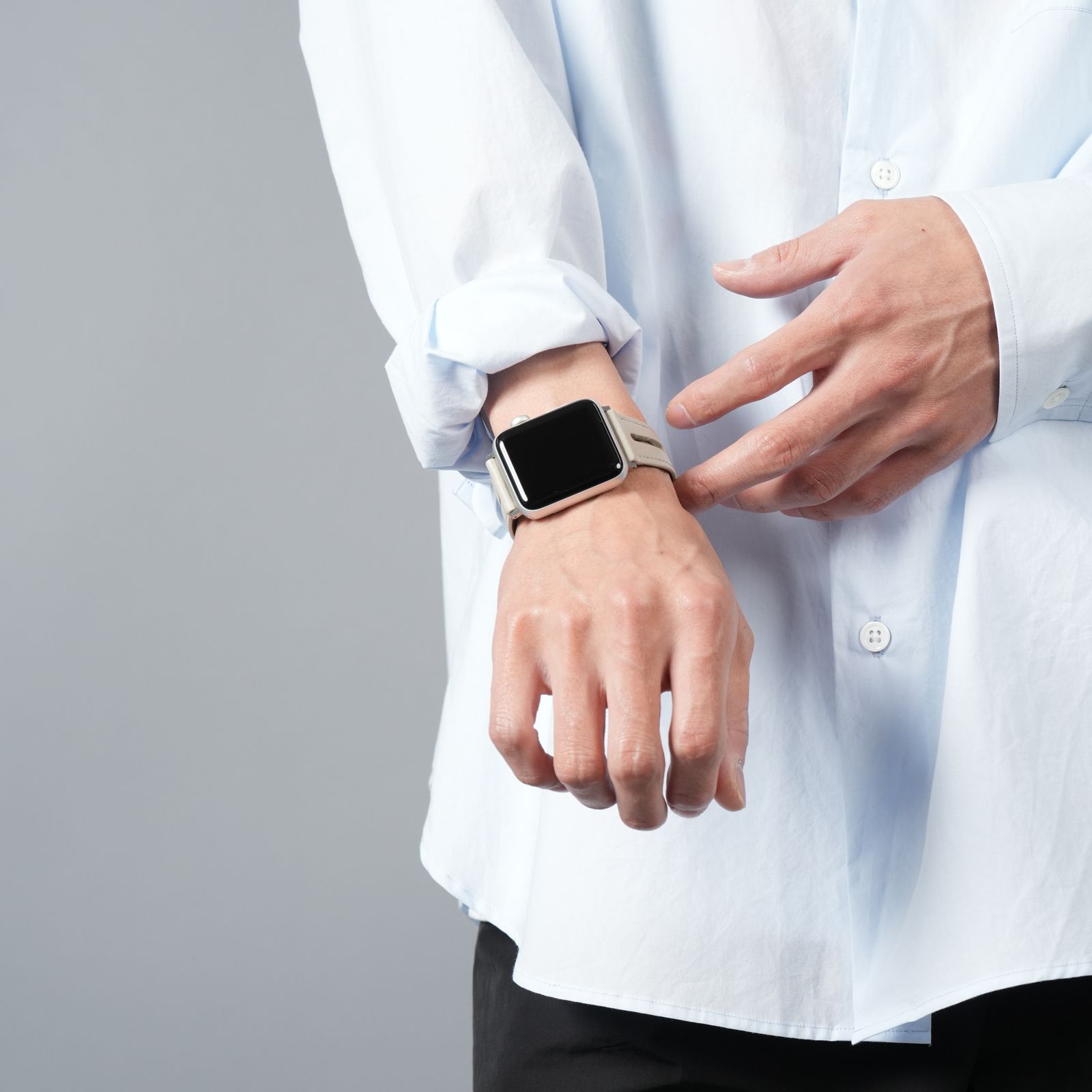 レザーハイブリッドバンド Dバックル for Apple Watch (ホワイトベージュ)