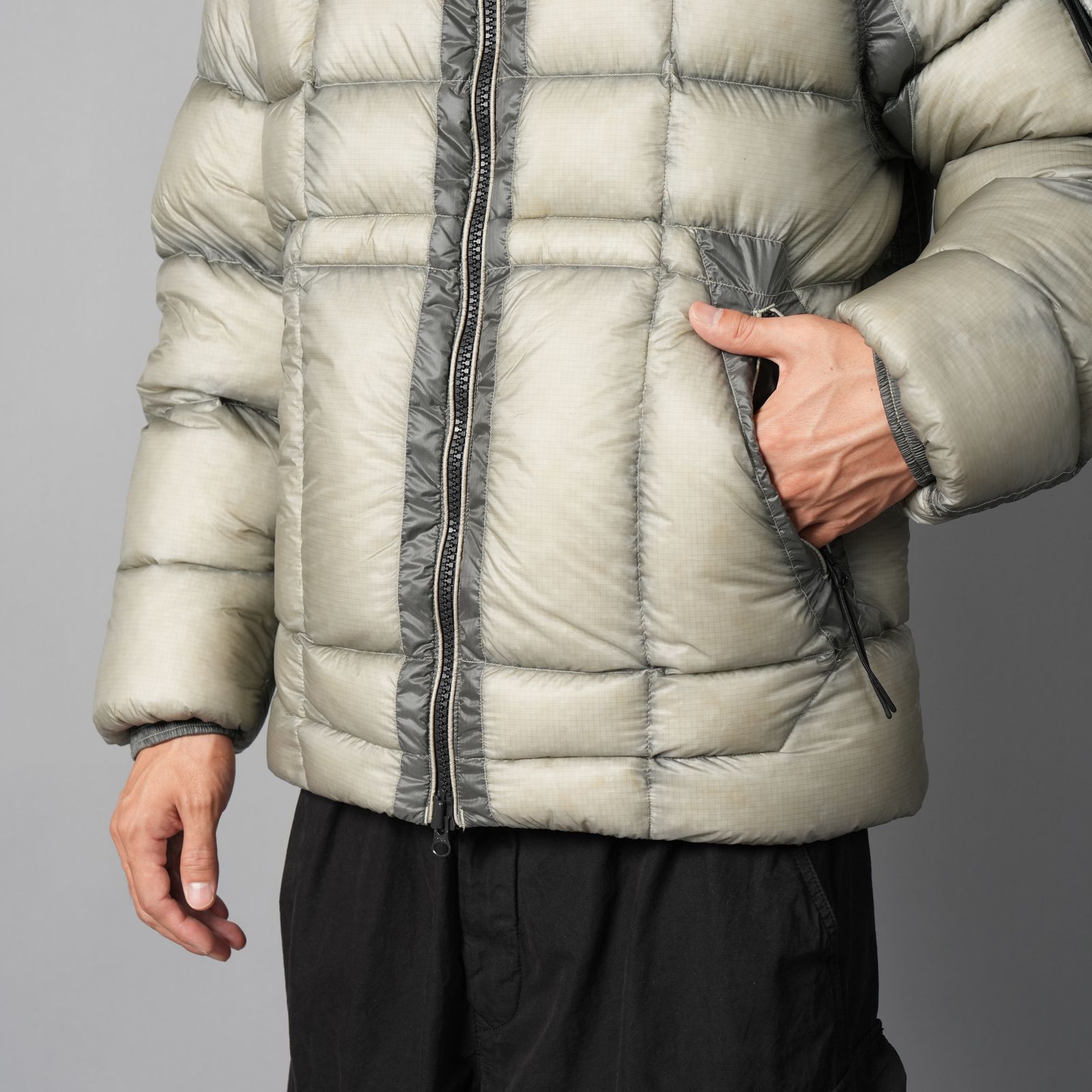 D.D. SHELL HOODED DOWN JACKET / フーデッド ダウンジャケット (フリントグレー)