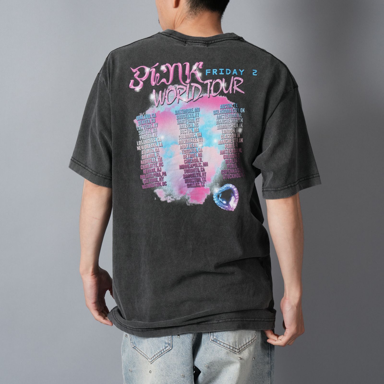 UIZZ-22570 / NICKI MINAJ / ニッキーミナージュ / Tシャツ (ブラック)