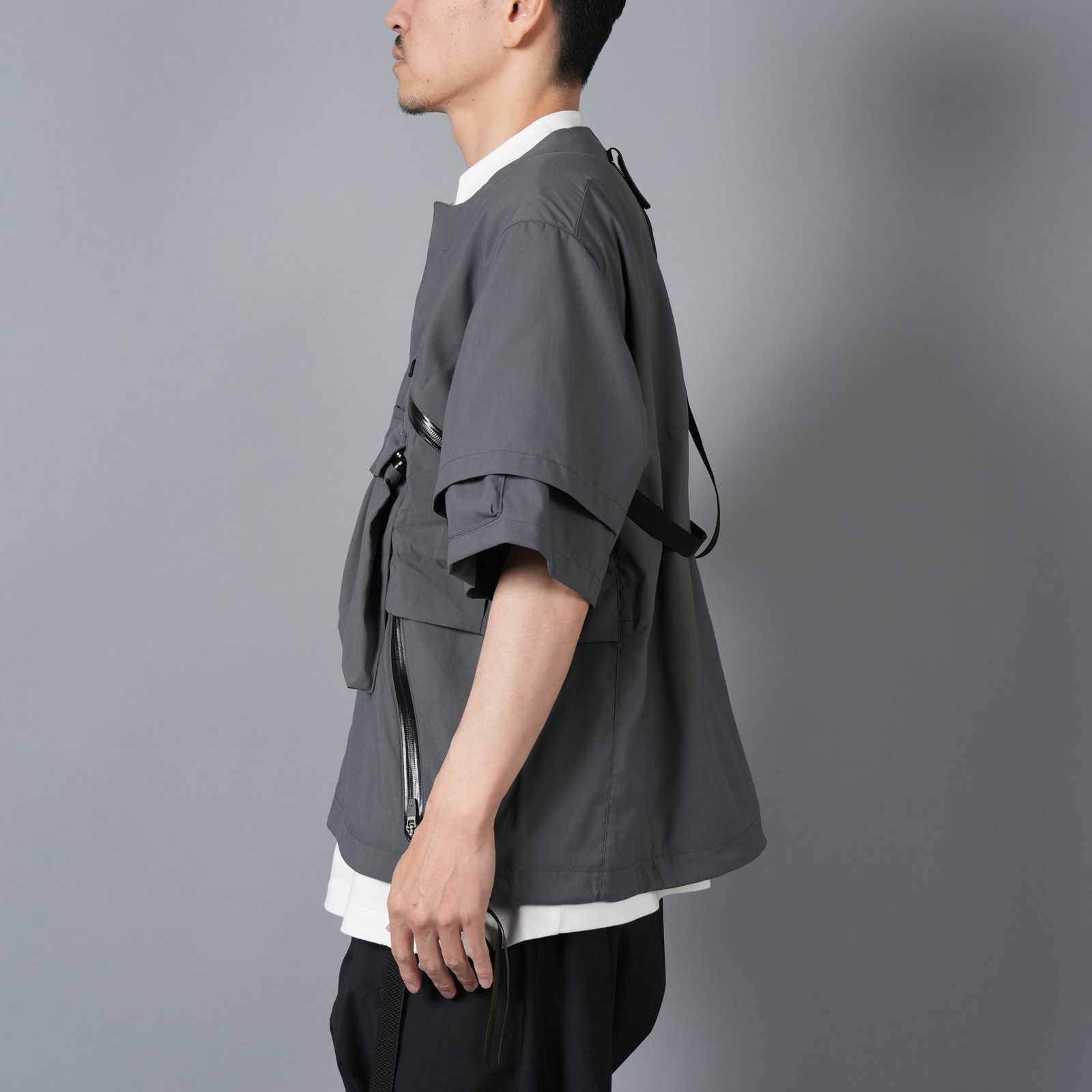 【残りわずか】V1A-M / NYLON STRETCH INTERROPS VEST / ベスト [ワイドフィット] (グレー)