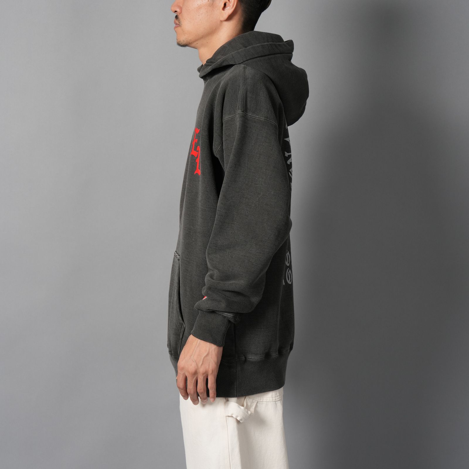 【コラボ】EU-HR1-0000-C01 / EU LOGO CL HOODIE / パーカー・プルオーバフーディー (ブラック)