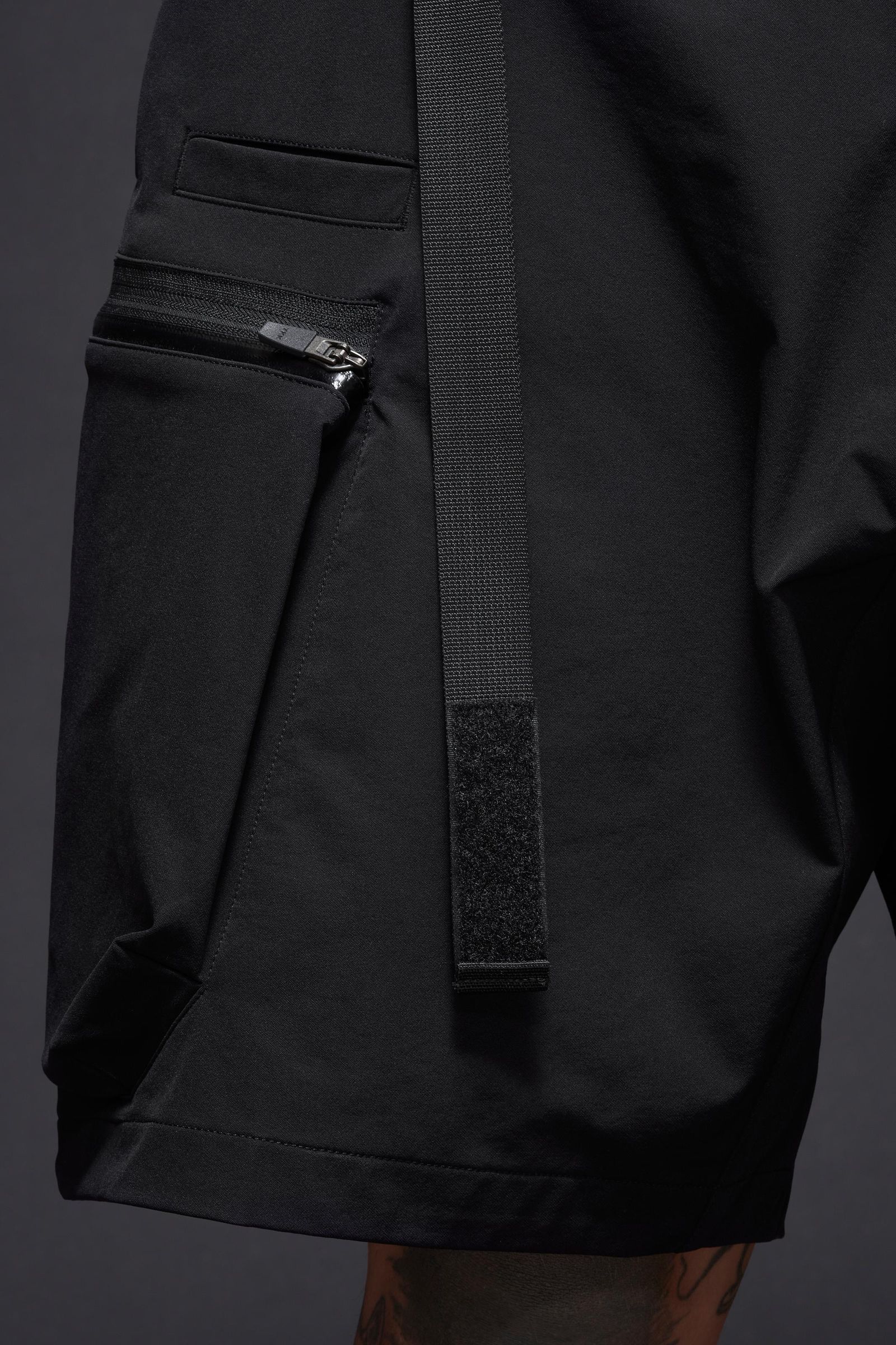 【ラスト1点】SP57-DS / schoeller® Dryskin™ Cargo Short Pant / カーゴショートパンツ / パンツ [Wide Fit] (ブラック)