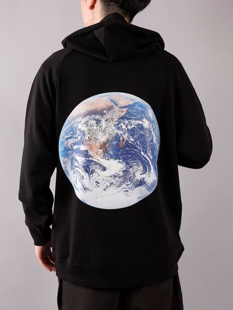 【ラスト1点】  ONE EARTH HOODIE / ワン アース フーディー (ブラック)