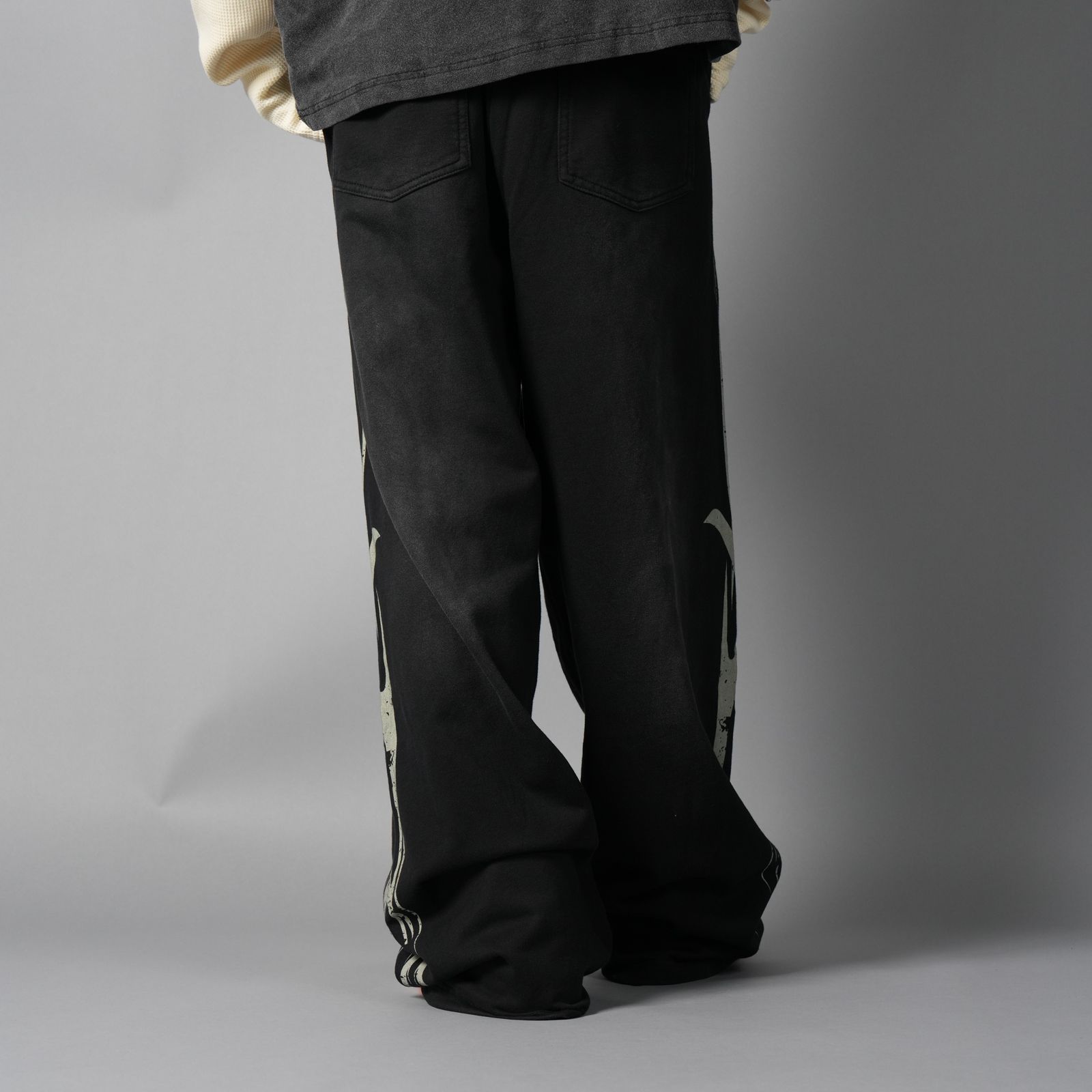 Roach Sweatpants / ローチ スウェットパンツ (ブラック)