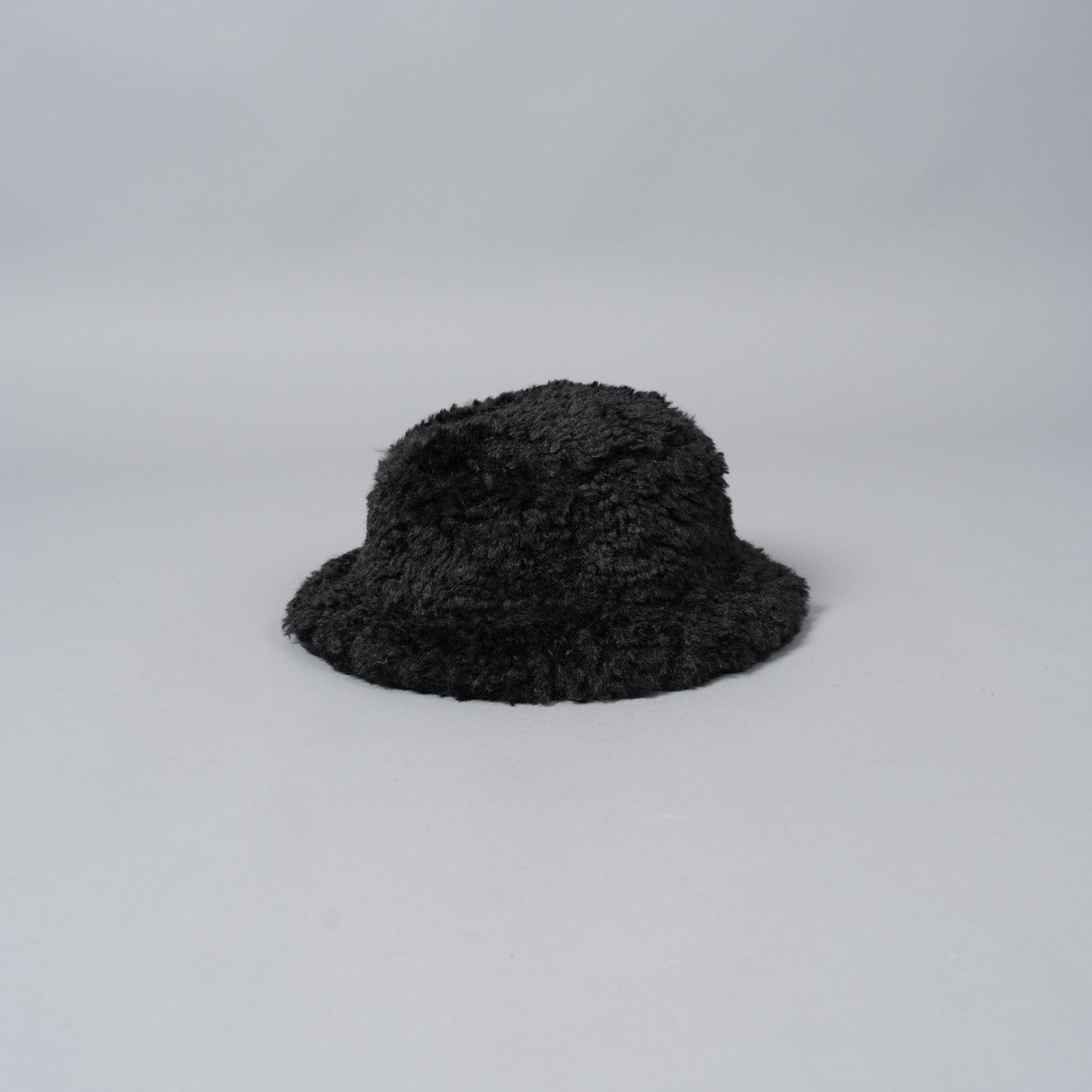 【残りわずか】Faux Fur Big Bucket Hat / フォックスファー ビッグ バケットハット (ブラック)