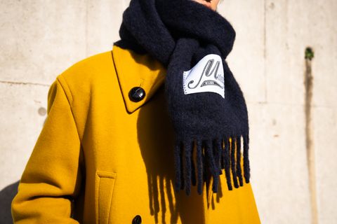 冬の時期に心温まるMARNIのストール