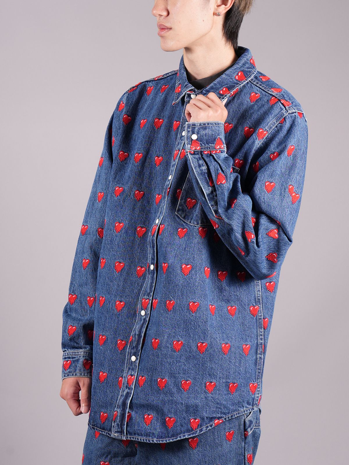 ラスト1点 / EU LOGO PATTERN BUTTON UP SHIRT / デニムシャツ   (インディゴ)