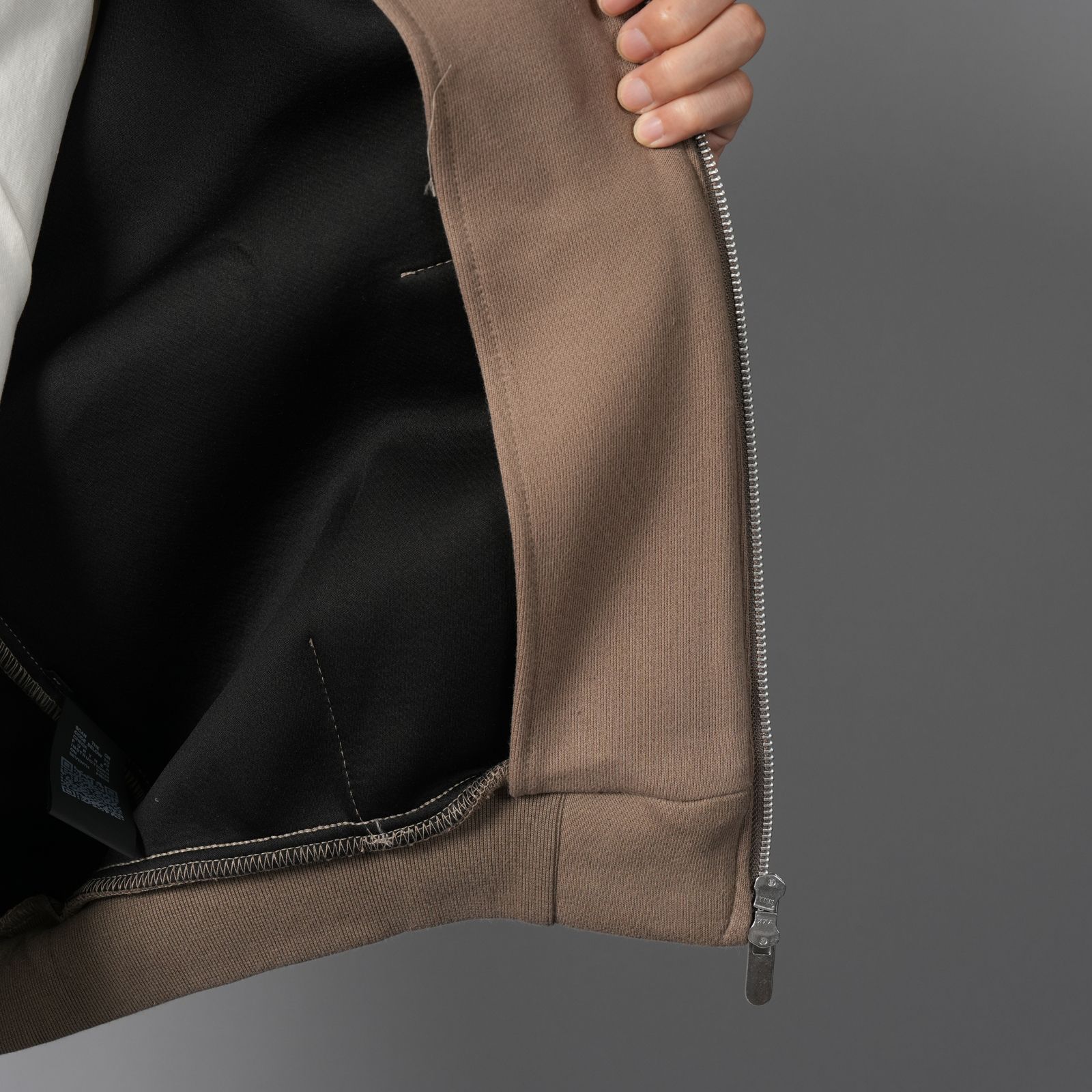 V2 ZIPPED HOODIE  / ジップフーディー (デューン)